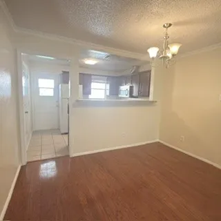 Condominium For Rent in Dallas County , 5084 Matilda Street 219, Dallas, Texas 75206, 2 Bedroom, 2 Bathroom, Garage spaces, 1,038 Sqft, built in 1969, mls#21351444, Real Estate Agent in Dallas, Homes For Rent in Dallas county, Homes For Rent in Dallas, Realtor in Dallas Texas, Real Estate Brokerage Independent Realty Texas, Luminita Cordes Realtor