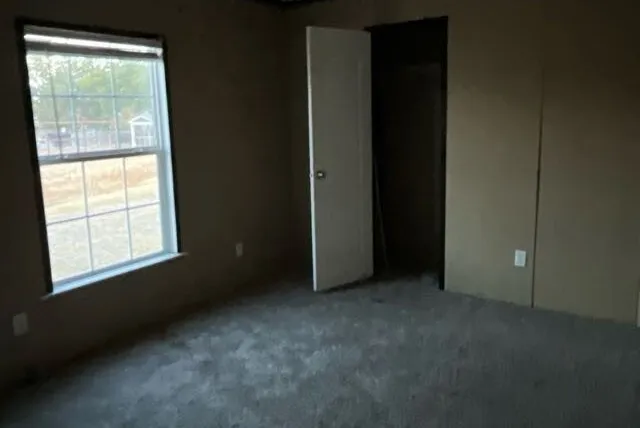 Manufactured Home For Sale in Knox County , 209 N Avenue C, Knox City, Texas 79529, 3 Bedroom, 2 Bathroom, Garage spaces, 2,014 Sqft, built in 2017, mls#21368272, Real Estate Agent in Knox City, Homes For Sale in Knox county, Homes For Sale in Knox City, Realtor in Knox City Texas, Real Estate Brokerage Independent Realty Texas, Luminita Cordes Realtor