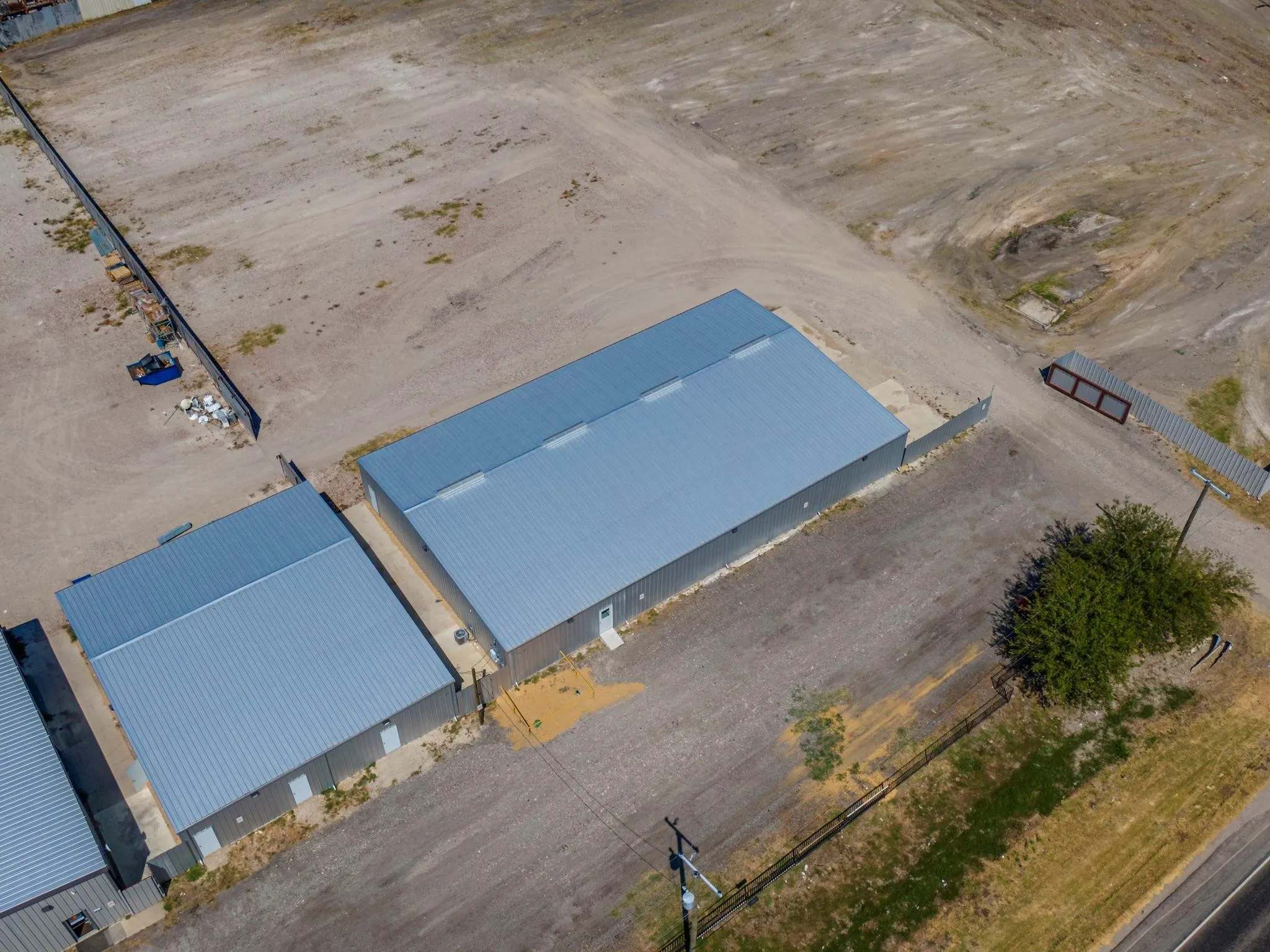 Improved Land For Sale in Ellis County , 3026 S Highway 77, Waxahachie, Texas 75165, 0, 0, Garage spaces, 0 Sqft, built in 2006, Price $2,950,000, mls#21368296, Real Estate Agent in Waxahachie, Homes For Sale in Ellis county, Homes For Sale in Waxahachie, Realtor in Waxahachie Texas, Real Estate Brokerage Independent Realty Texas, Luminita Cordes Realtor
