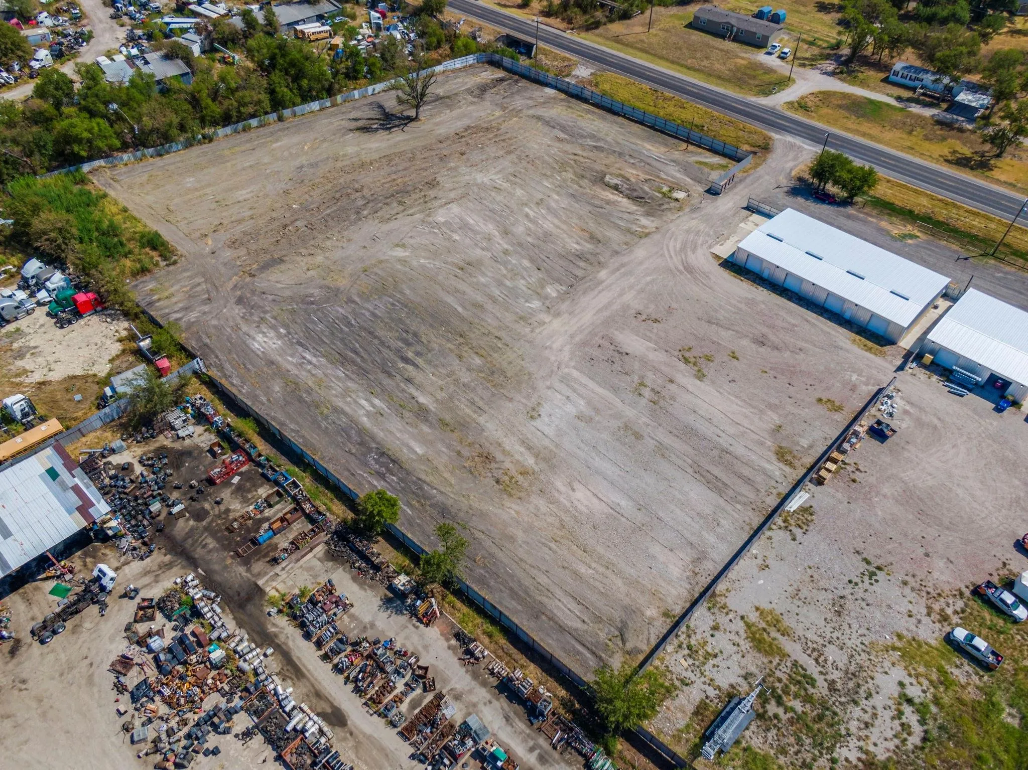 Improved Land For Sale in Ellis County , 3026 S Highway 77, Waxahachie, Texas 75165, 0, 0, Garage spaces, 0 Sqft, built in 2006, Price $2,950,000, mls#21368296, Real Estate Agent in Waxahachie, Homes For Sale in Ellis county, Homes For Sale in Waxahachie, Realtor in Waxahachie Texas, Real Estate Brokerage Independent Realty Texas, Luminita Cordes Realtor