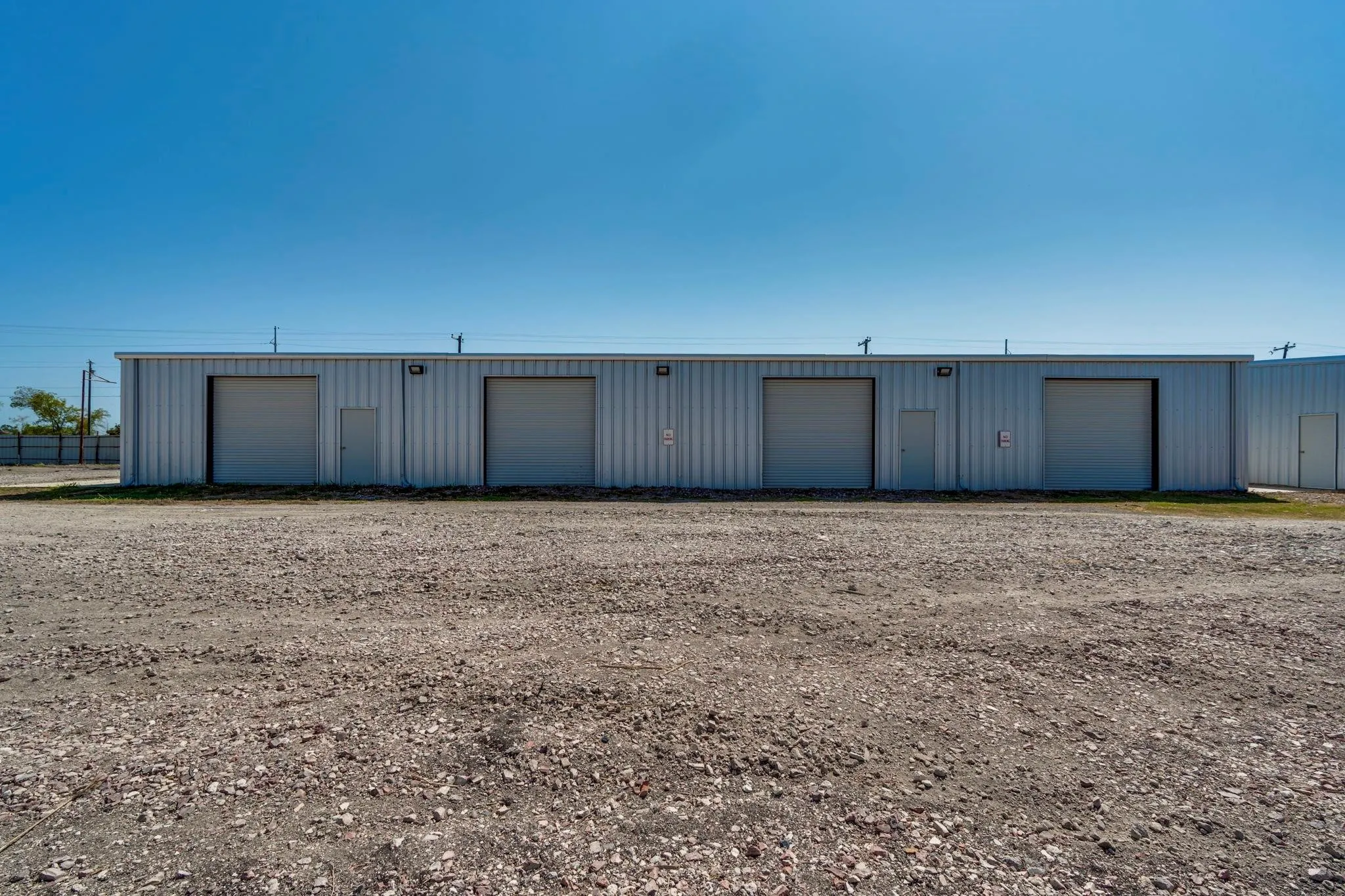 Improved Land For Sale in Ellis County , 3026 S Highway 77, Waxahachie, Texas 75165, 0, 0, Garage spaces, 0 Sqft, built in 2006, Price $2,950,000, mls#21368296, Real Estate Agent in Waxahachie, Homes For Sale in Ellis county, Homes For Sale in Waxahachie, Realtor in Waxahachie Texas, Real Estate Brokerage Independent Realty Texas, Luminita Cordes Realtor