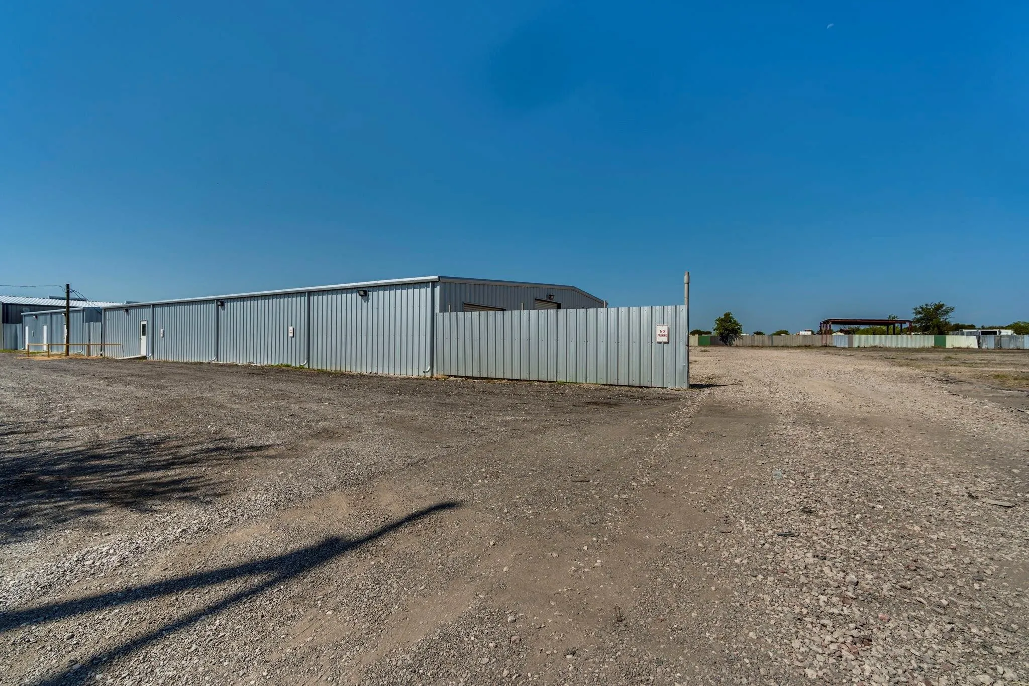 Improved Land For Sale in Ellis County , 3026 S Highway 77, Waxahachie, Texas 75165, 0, 0, Garage spaces, 0 Sqft, built in 2006, Price $2,950,000, mls#21368296, Real Estate Agent in Waxahachie, Homes For Sale in Ellis county, Homes For Sale in Waxahachie, Realtor in Waxahachie Texas, Real Estate Brokerage Independent Realty Texas, Luminita Cordes Realtor