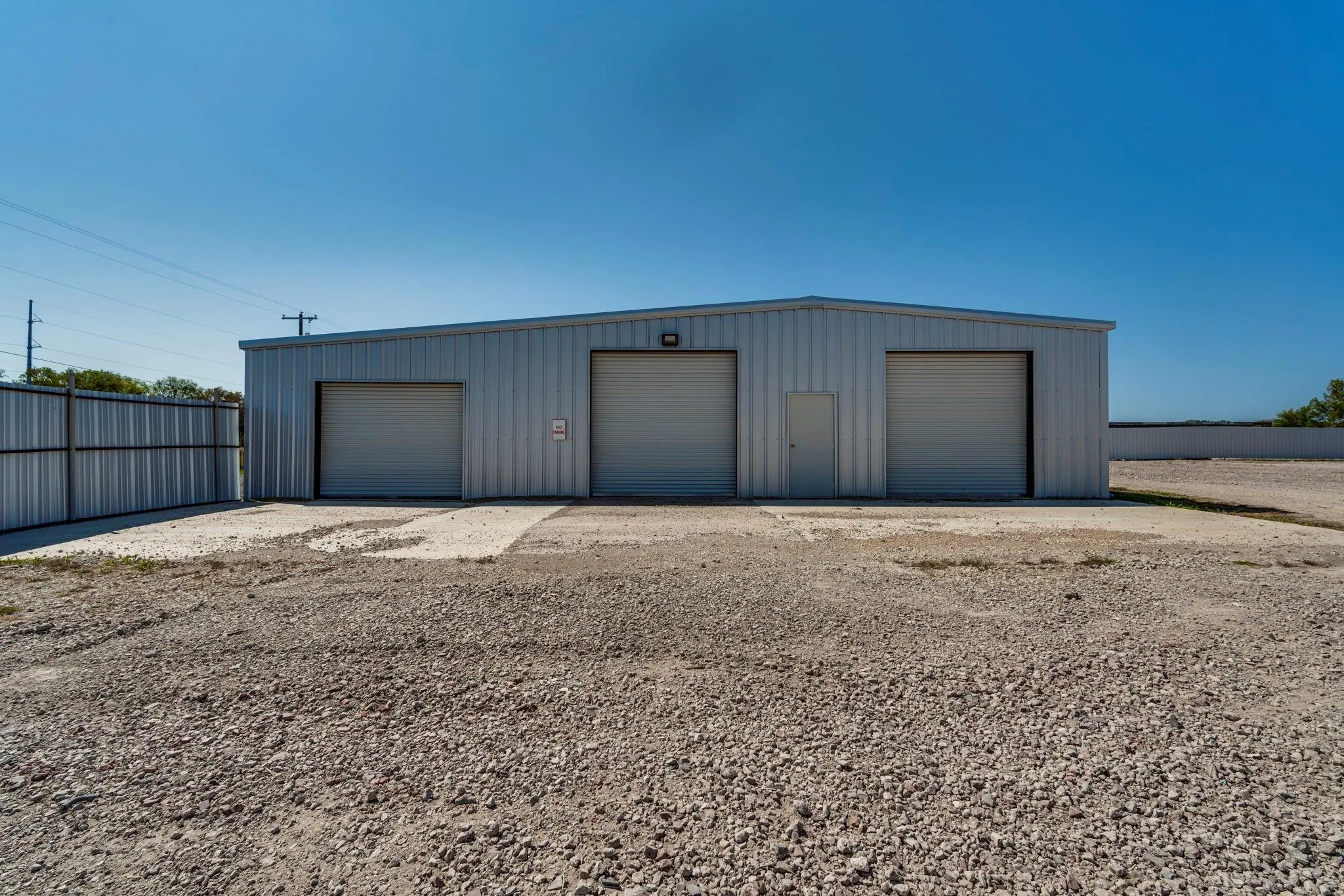 Improved Land For Sale in Ellis County , 3026 S Highway 77, Waxahachie, Texas 75165, 0, 0, Garage spaces, 0 Sqft, built in 2006, Price $2,950,000, mls#21368296, Real Estate Agent in Waxahachie, Homes For Sale in Ellis county, Homes For Sale in Waxahachie, Realtor in Waxahachie Texas, Real Estate Brokerage Independent Realty Texas, Luminita Cordes Realtor