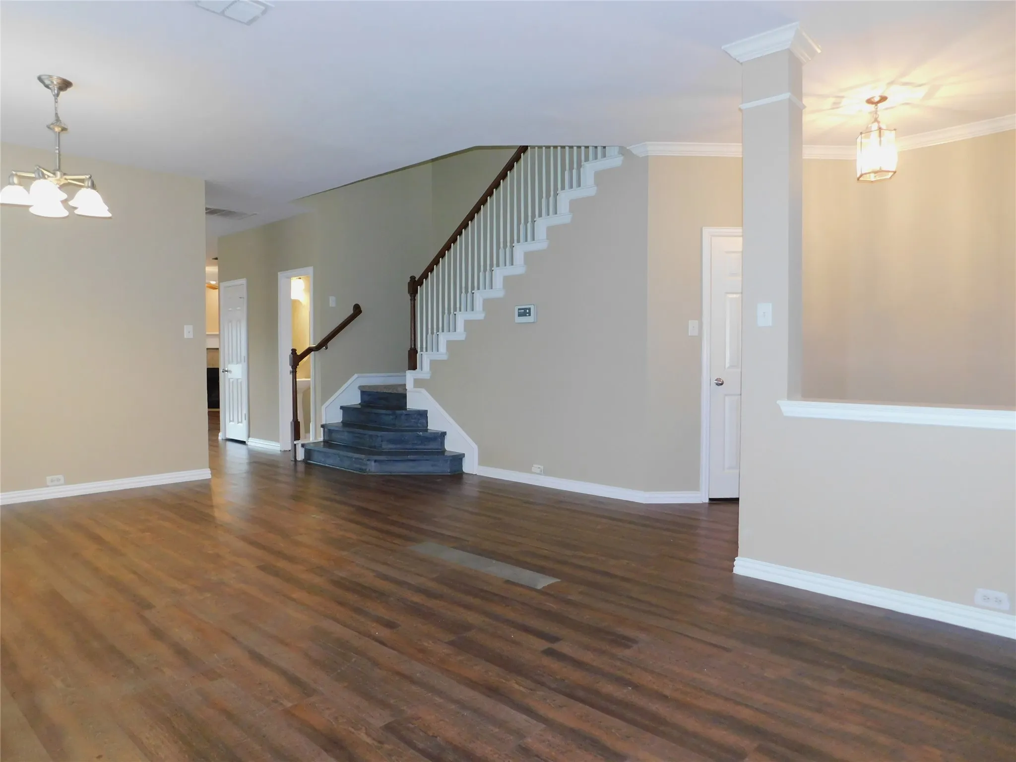Single Family Residence For Sale in Denton County , 316 Hummingbird Drive, Little Elm, Texas 75068, 4 Bedroom, 4 Bathroom, 2 Garage spaces, 2,928 Sqft, built in 2006, Price $349,900, mls#21368242, Real Estate Agent in Little Elm, Homes For Sale in Denton county, Homes For Sale in Little Elm, Realtor in Little Elm Texas, Real Estate Brokerage Independent Realty Texas, Luminita Cordes Realtor