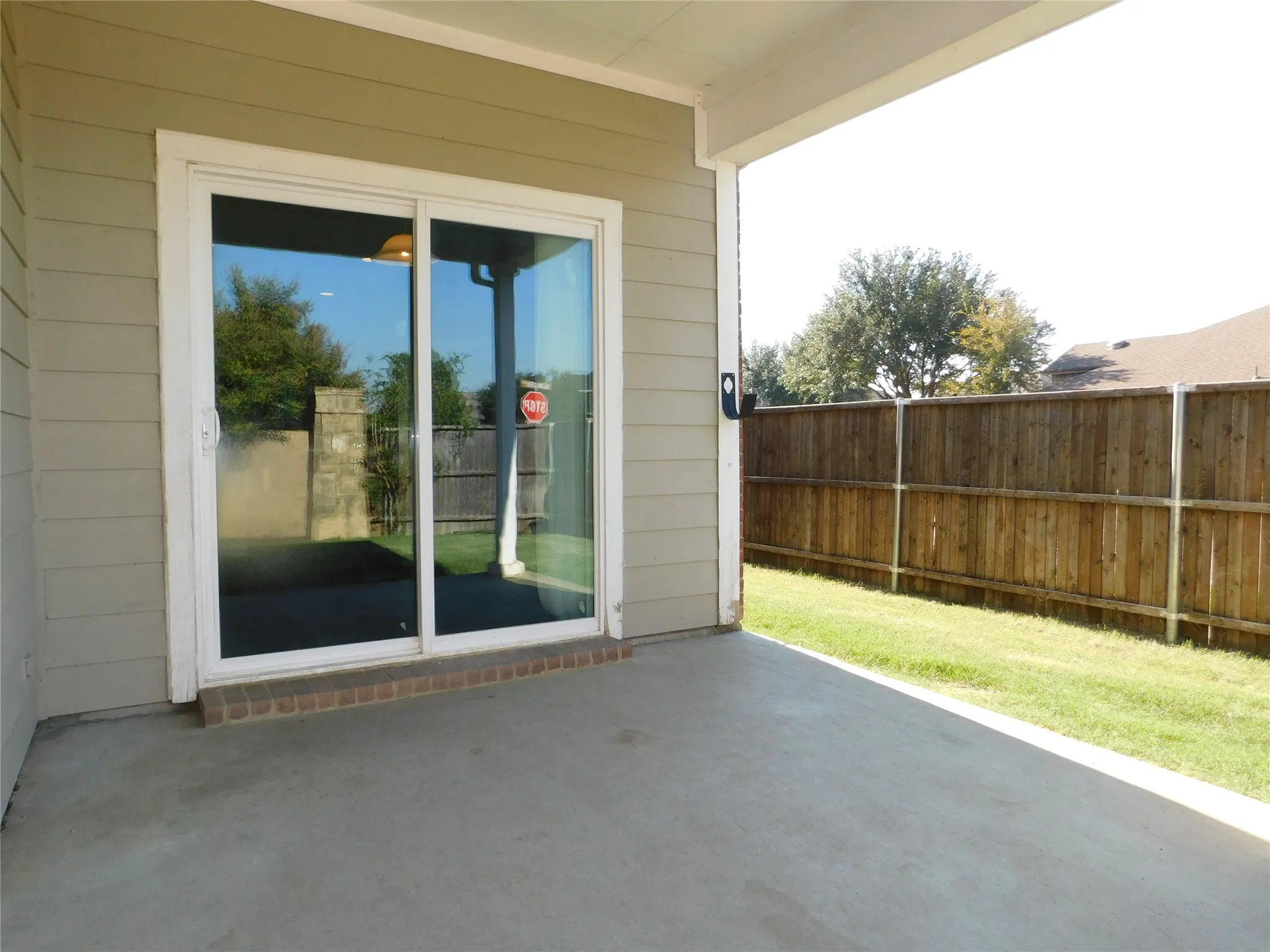 Single Family Residence For Sale in Denton County , 316 Hummingbird Drive, Little Elm, Texas 75068, 4 Bedroom, 4 Bathroom, 2 Garage spaces, 2,928 Sqft, built in 2006, Price $349,900, mls#21368242, Real Estate Agent in Little Elm, Homes For Sale in Denton county, Homes For Sale in Little Elm, Realtor in Little Elm Texas, Real Estate Brokerage Independent Realty Texas, Luminita Cordes Realtor
