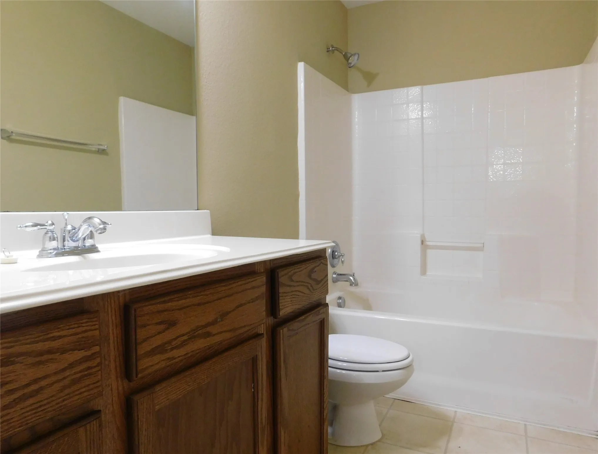 Single Family Residence For Sale in Denton County , 316 Hummingbird Drive, Little Elm, Texas 75068, 4 Bedroom, 4 Bathroom, 2 Garage spaces, 2,928 Sqft, built in 2006, Price $349,900, mls#21368242, Real Estate Agent in Little Elm, Homes For Sale in Denton county, Homes For Sale in Little Elm, Realtor in Little Elm Texas, Real Estate Brokerage Independent Realty Texas, Luminita Cordes Realtor