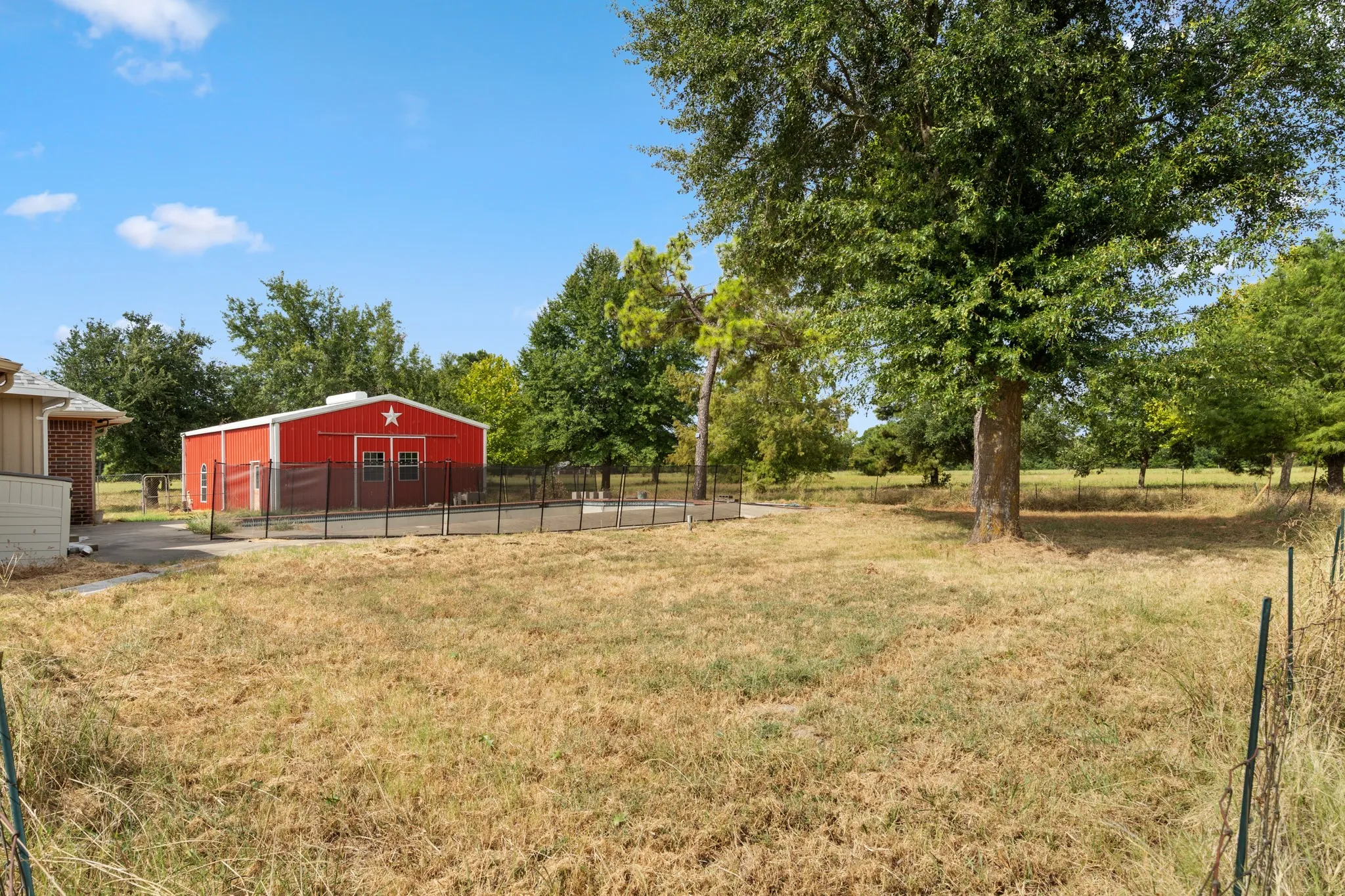 Shop from area by storage buildings