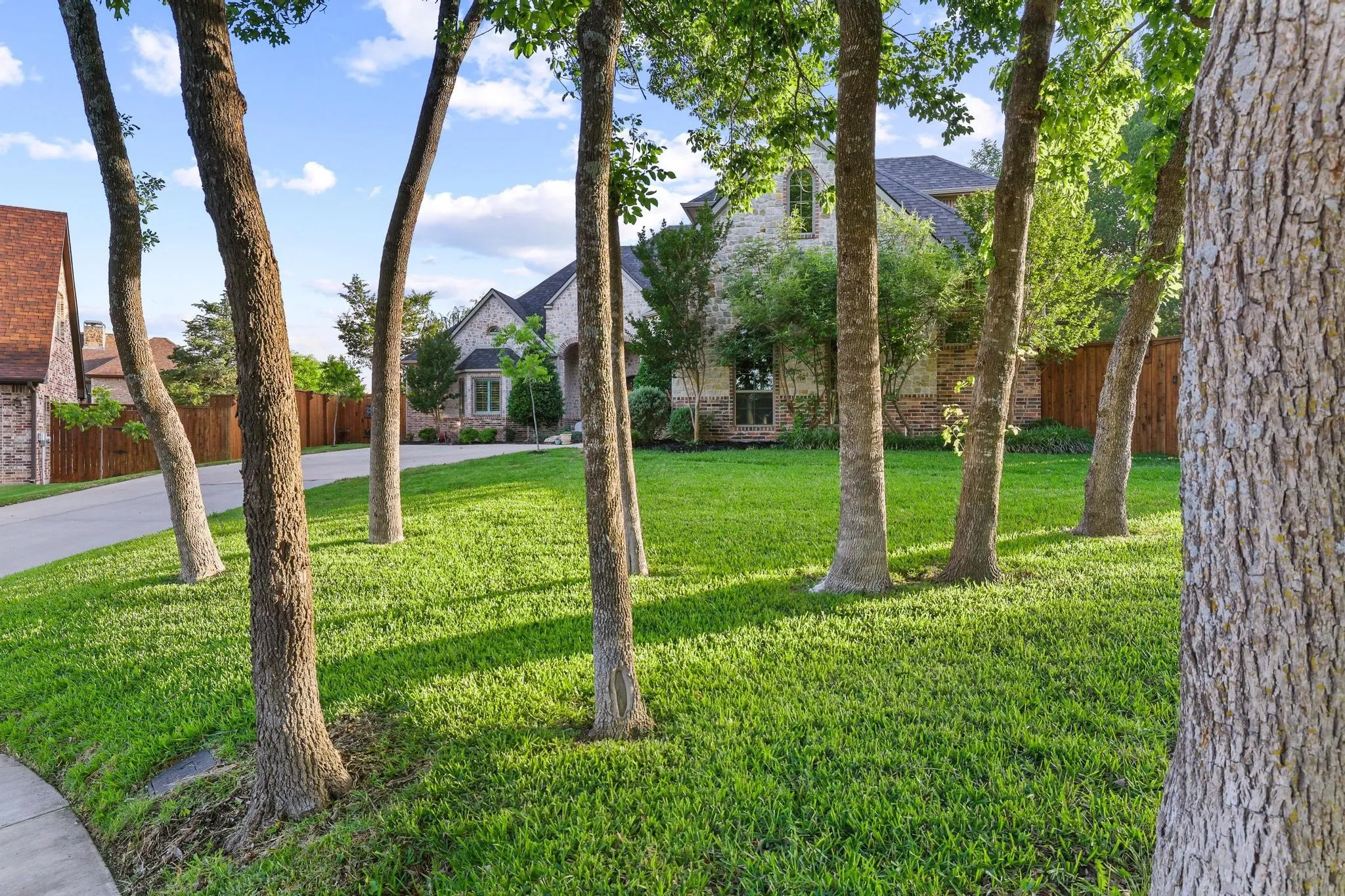 Single Family Residence For Sale in Grayson County , 1702 Verdi Lane, Sherman, Texas 75090, 3 Bedroom, 5 Bathroom, 3 Garage spaces, 3,905 Sqft, built in 2017, mls#21368227, Real Estate Agent in Sherman, Homes For Sale in Grayson county, Homes For Sale in Sherman, Realtor in Sherman Texas, Real Estate Brokerage Independent Realty Texas, Luminita Cordes Realtor