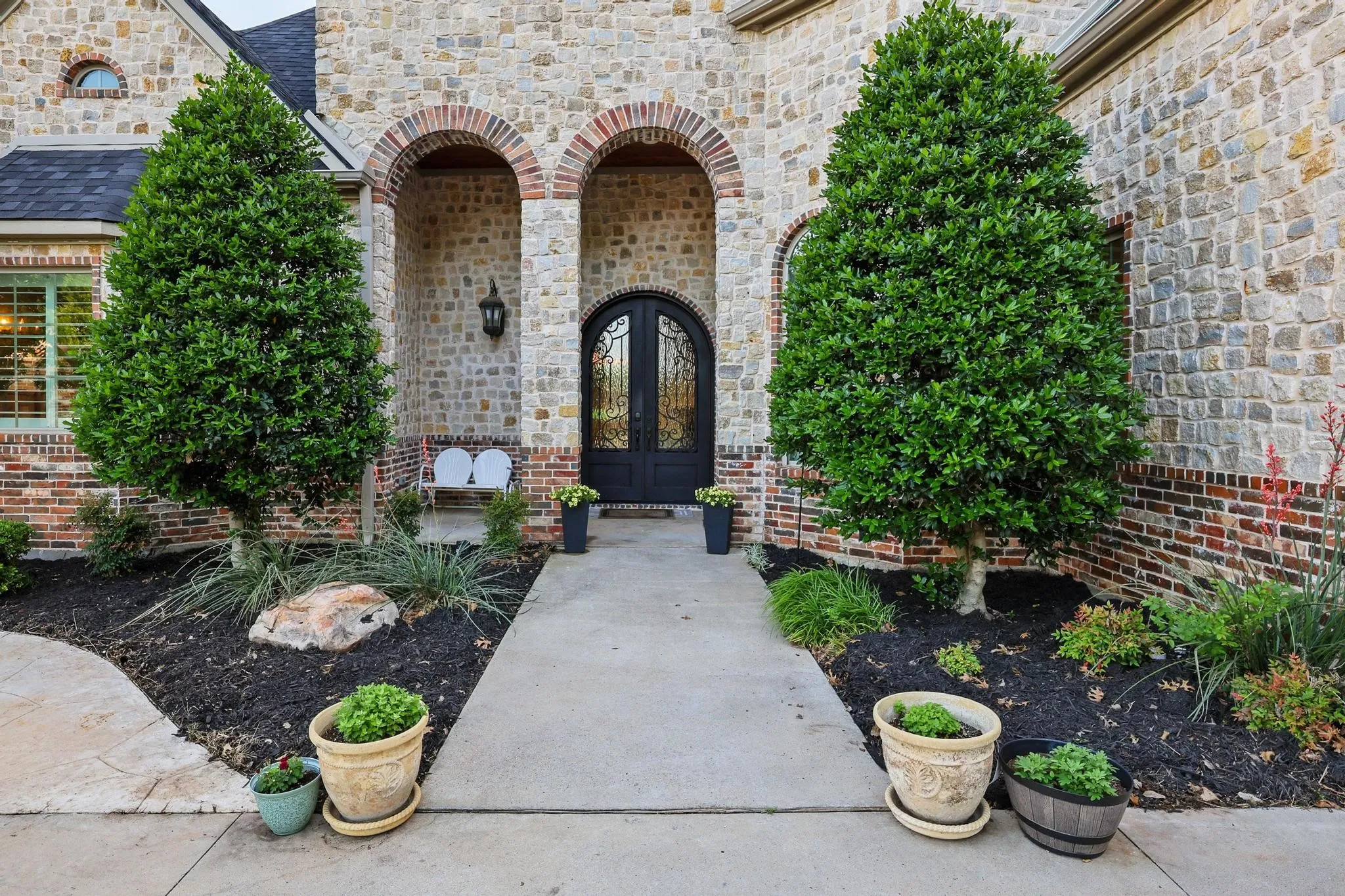 Single Family Residence For Sale in Grayson County , 1702 Verdi Lane, Sherman, Texas 75090, 3 Bedroom, 5 Bathroom, 3 Garage spaces, 3,905 Sqft, built in 2017, mls#21368227, Real Estate Agent in Sherman, Homes For Sale in Grayson county, Homes For Sale in Sherman, Realtor in Sherman Texas, Real Estate Brokerage Independent Realty Texas, Luminita Cordes Realtor