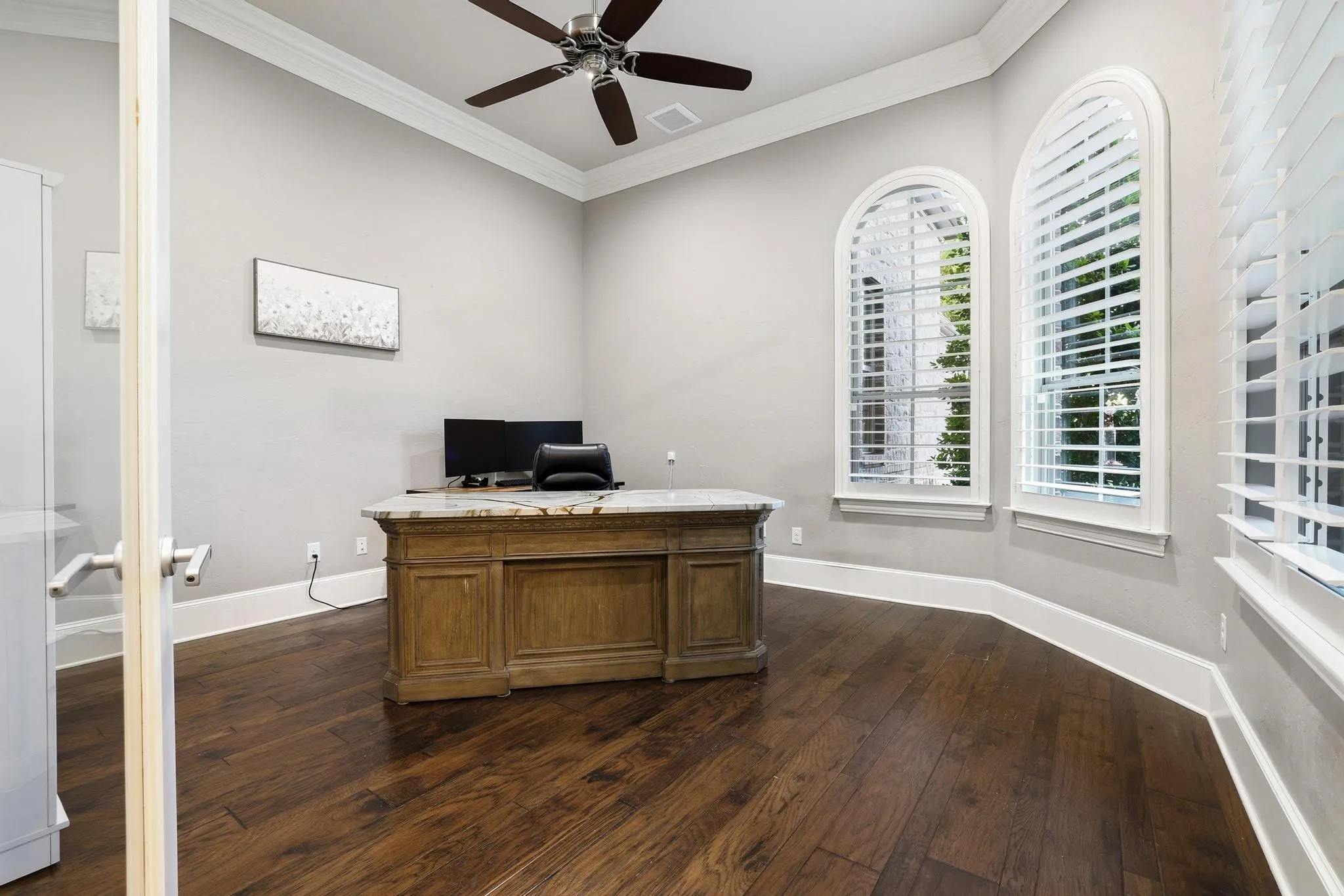 Single Family Residence For Sale in Grayson County , 1702 Verdi Lane, Sherman, Texas 75090, 3 Bedroom, 5 Bathroom, 3 Garage spaces, 3,905 Sqft, built in 2017, mls#21368227, Real Estate Agent in Sherman, Homes For Sale in Grayson county, Homes For Sale in Sherman, Realtor in Sherman Texas, Real Estate Brokerage Independent Realty Texas, Luminita Cordes Realtor