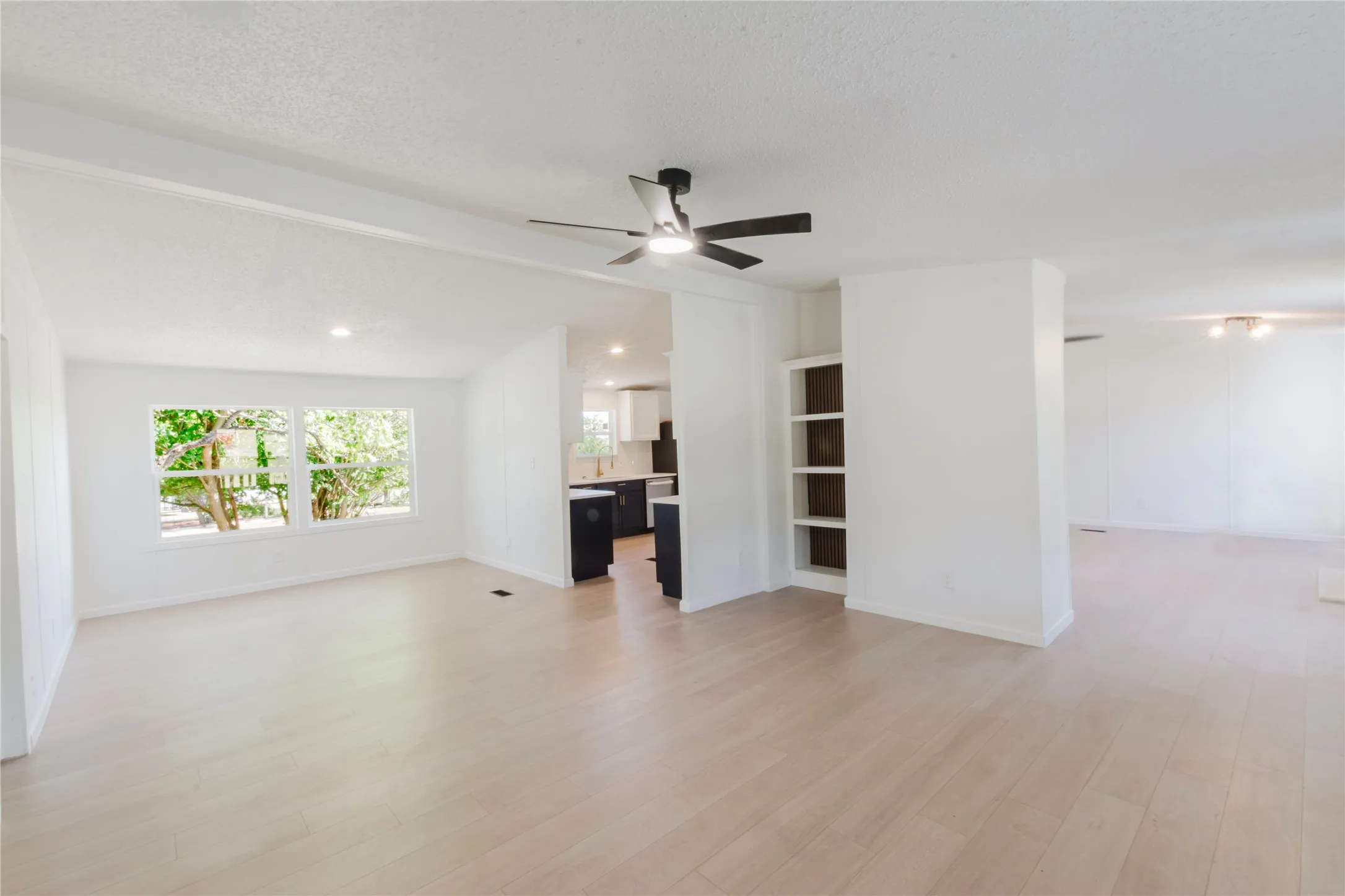 Mobile Home For Sale in Johnson County , 9800 2nd Street, Joshua, Texas 76058, 4 Bedroom, 2 Bathroom, Garage spaces, 2,128 Sqft, built in 1990, mls#21368289, Real Estate Agent in Joshua, Homes For Sale in Johnson county, Homes For Sale in Joshua, Realtor in Joshua Texas, Real Estate Brokerage Independent Realty Texas, Luminita Cordes Realtor