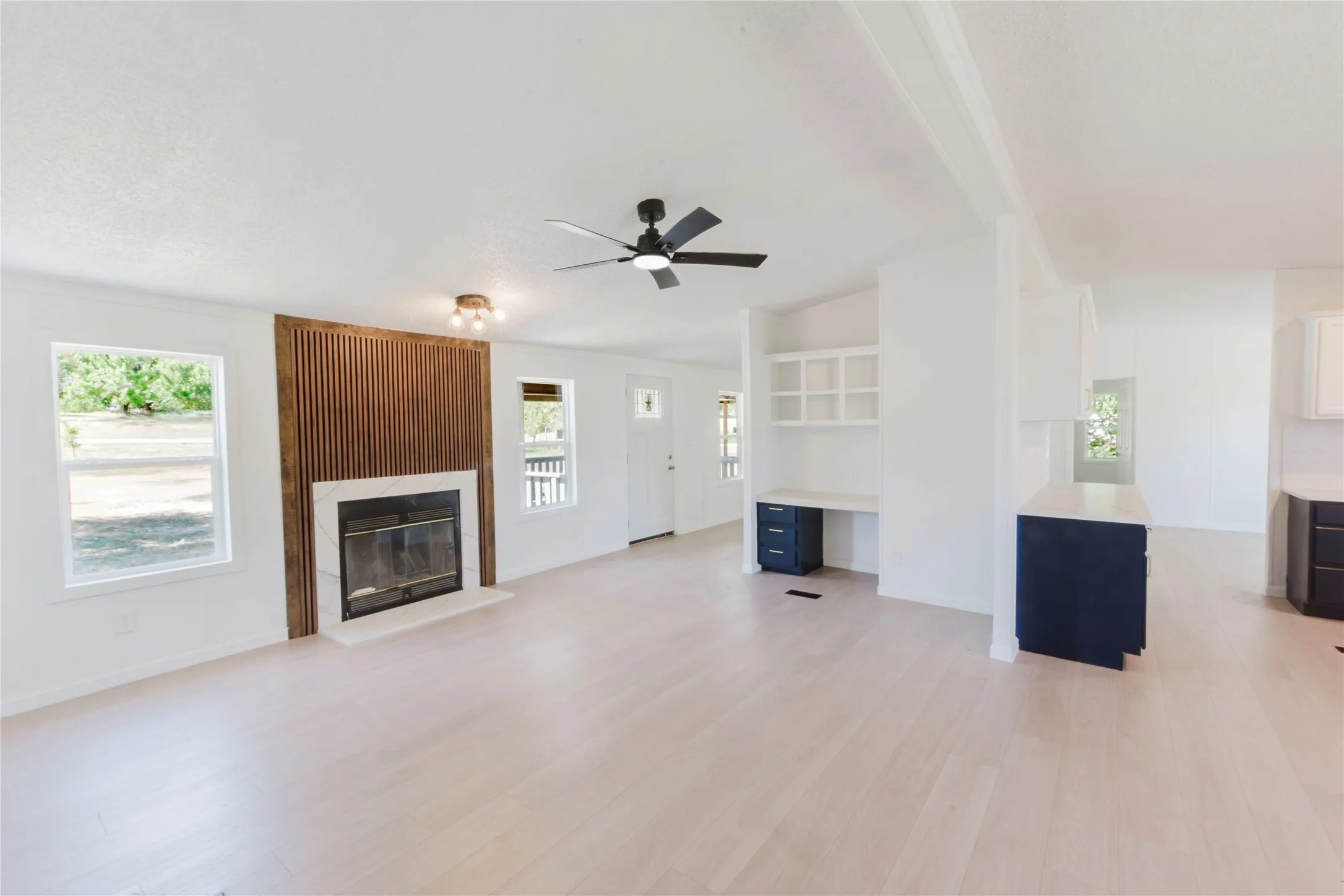Mobile Home For Sale in Johnson County , 9800 2nd Street, Joshua, Texas 76058, 4 Bedroom, 2 Bathroom, Garage spaces, 2,128 Sqft, built in 1990, mls#21368289, Real Estate Agent in Joshua, Homes For Sale in Johnson county, Homes For Sale in Joshua, Realtor in Joshua Texas, Real Estate Brokerage Independent Realty Texas, Luminita Cordes Realtor