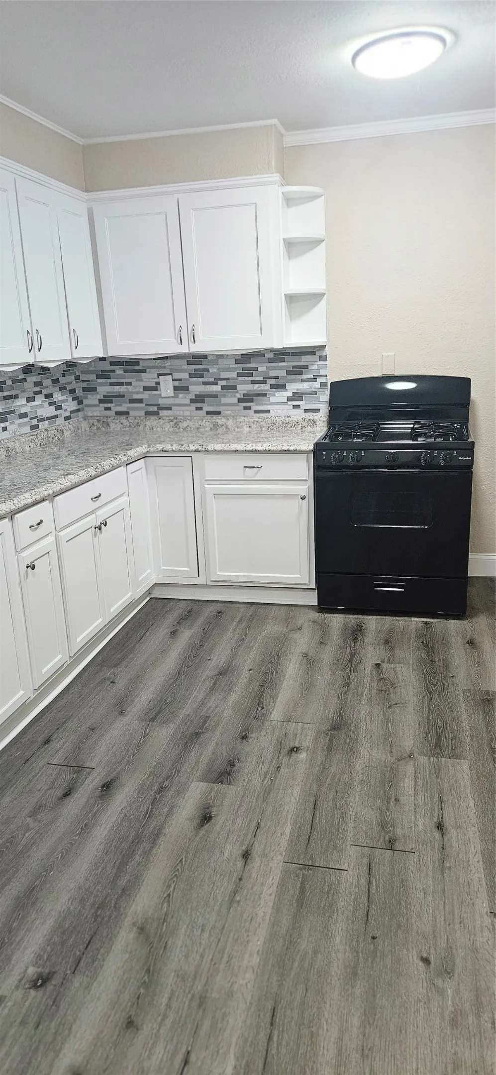Single Family Residence For Rent in Hunt County , 1108 Bell Drive, Greenville, Texas 75401, 3 Bedroom, 1 Bathroom, Garage spaces, 1,247 Sqft, built in 1950, Price $1,350, mls#21368336, Real Estate Agent in Greenville, Homes For Rent in Hunt county, Homes For Rent in Greenville, Realtor in Greenville Texas, Real Estate Brokerage Independent Realty Texas, Luminita Cordes Realtor