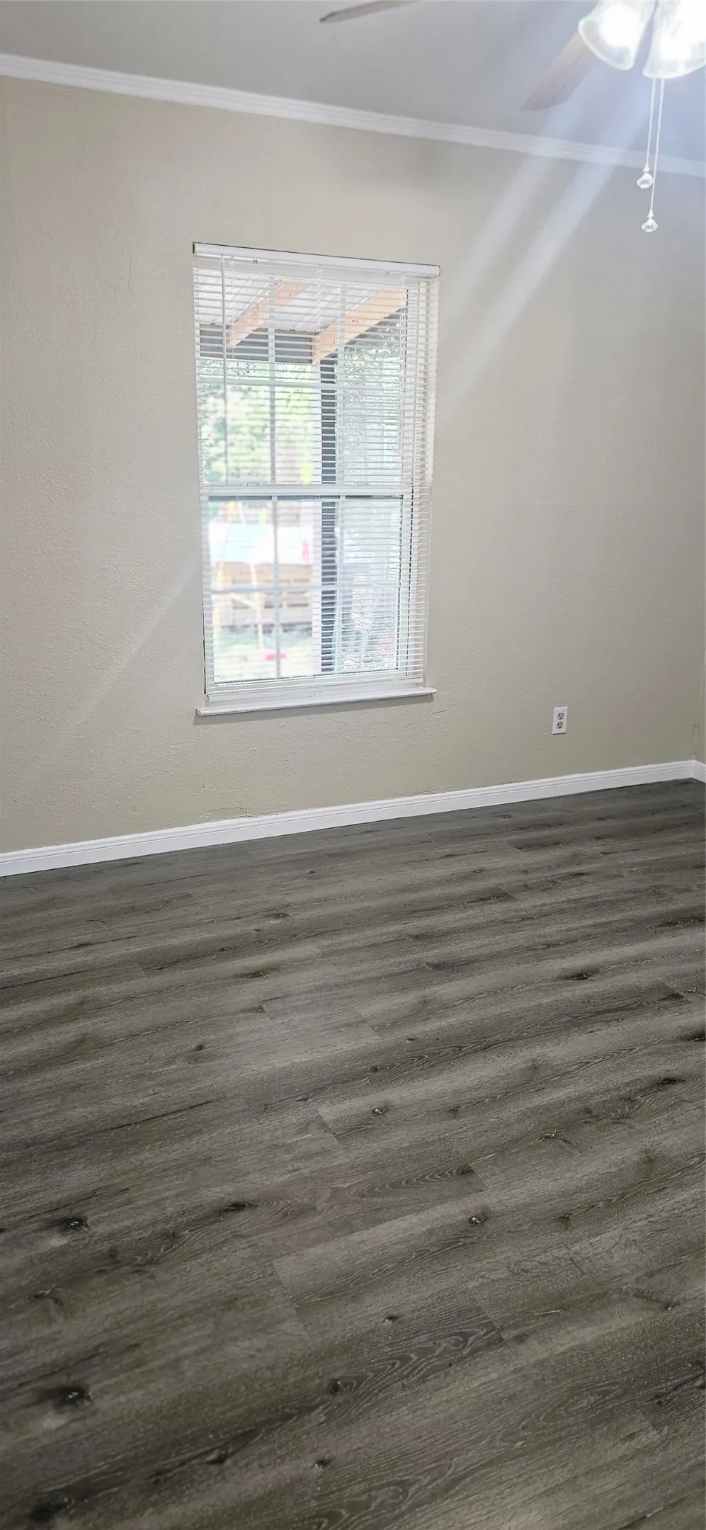 Single Family Residence For Rent in Hunt County , 1108 Bell Drive, Greenville, Texas 75401, 3 Bedroom, 1 Bathroom, Garage spaces, 1,247 Sqft, built in 1950, Price $1,350, mls#21368336, Real Estate Agent in Greenville, Homes For Rent in Hunt county, Homes For Rent in Greenville, Realtor in Greenville Texas, Real Estate Brokerage Independent Realty Texas, Luminita Cordes Realtor