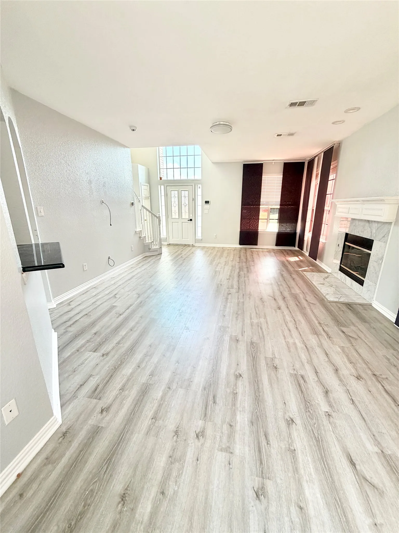 Single Family Residence For Rent in Dallas County , 2501 Stetson Drive, Garland, Texas 75044, 4 Bedroom, 3 Bathroom, 2 Garage spaces, 1,923 Sqft, built in 1998, Price $2,650, mls#21368339, Real Estate Agent in Garland, Homes For Rent in Dallas county, Homes For Rent in Garland, Realtor in Garland Texas, Real Estate Brokerage Independent Realty Texas, Luminita Cordes Realtor