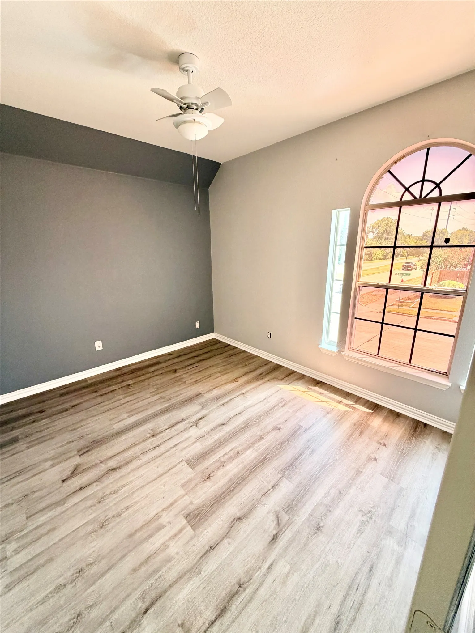 Single Family Residence For Rent in Dallas County , 2501 Stetson Drive, Garland, Texas 75044, 4 Bedroom, 3 Bathroom, 2 Garage spaces, 1,923 Sqft, built in 1998, Price $2,650, mls#21368339, Real Estate Agent in Garland, Homes For Rent in Dallas county, Homes For Rent in Garland, Realtor in Garland Texas, Real Estate Brokerage Independent Realty Texas, Luminita Cordes Realtor