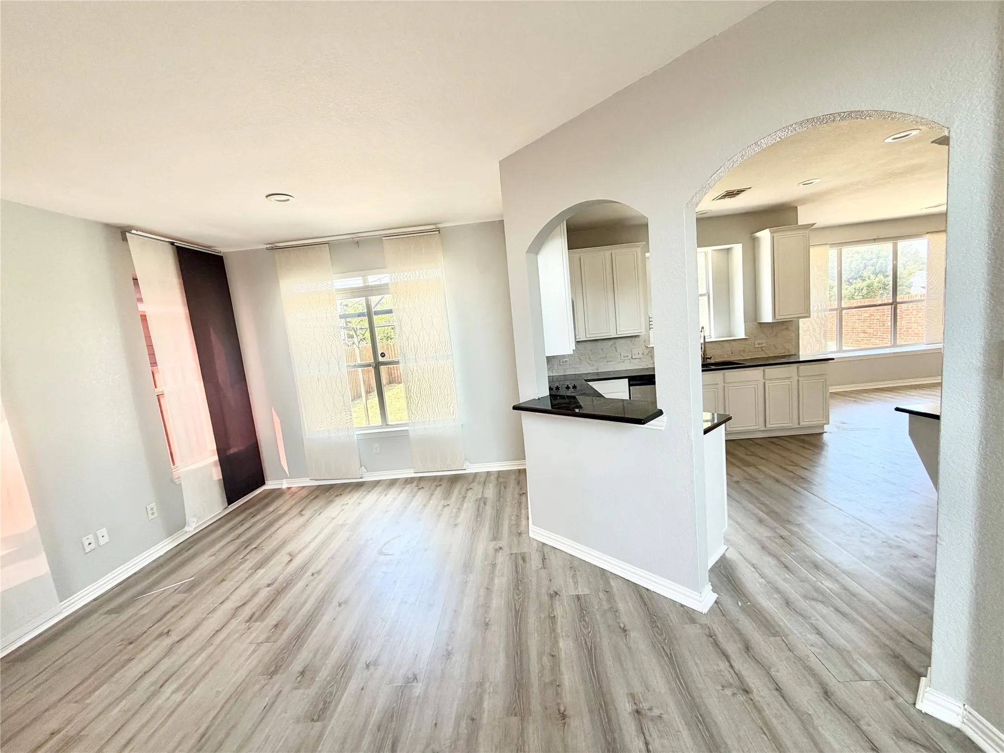 Single Family Residence For Rent in Dallas County , 2501 Stetson Drive, Garland, Texas 75044, 4 Bedroom, 3 Bathroom, 2 Garage spaces, 1,923 Sqft, built in 1998, Price $2,650, mls#21368339, Real Estate Agent in Garland, Homes For Rent in Dallas county, Homes For Rent in Garland, Realtor in Garland Texas, Real Estate Brokerage Independent Realty Texas, Luminita Cordes Realtor