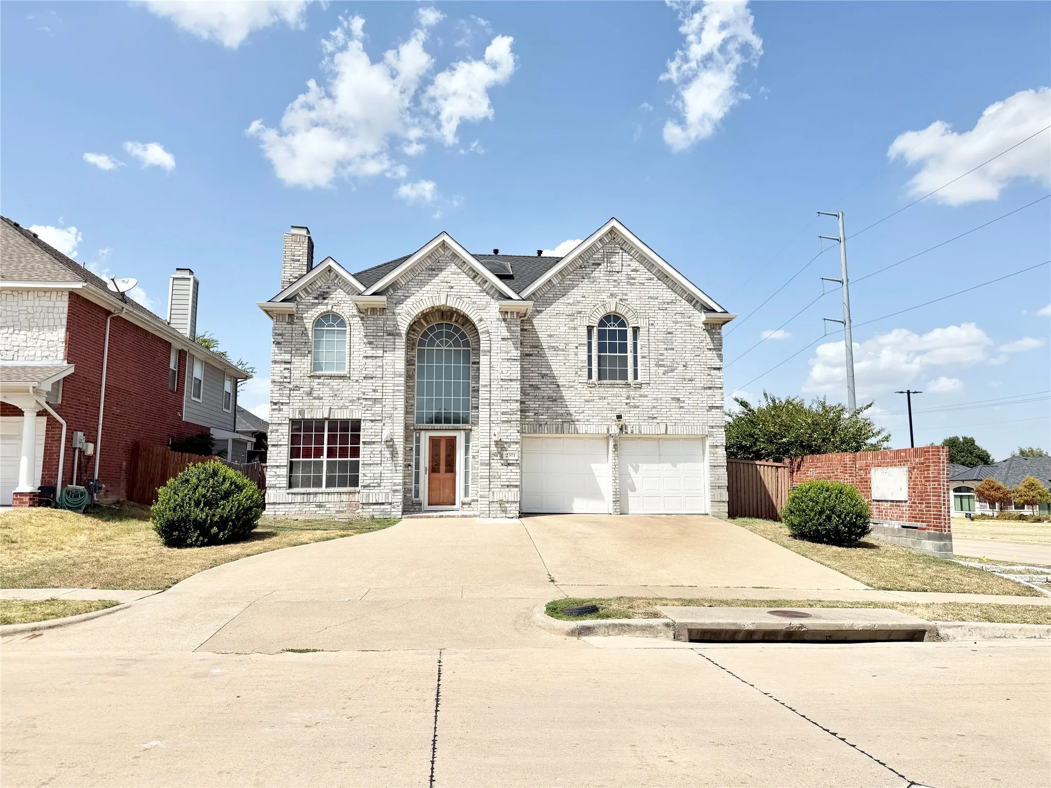 Single Family Residence For Rent in Dallas County , 2501 Stetson Drive, Garland, Texas 75044, 4 Bedroom, 3 Bathroom, 2 Garage spaces, 1,923 Sqft, built in 1998, Price $2,650, mls#21368339, Real Estate Agent in Garland, Homes For Rent in Dallas county, Homes For Rent in Garland, Realtor in Garland Texas, Real Estate Brokerage Independent Realty Texas, Luminita Cordes Realtor