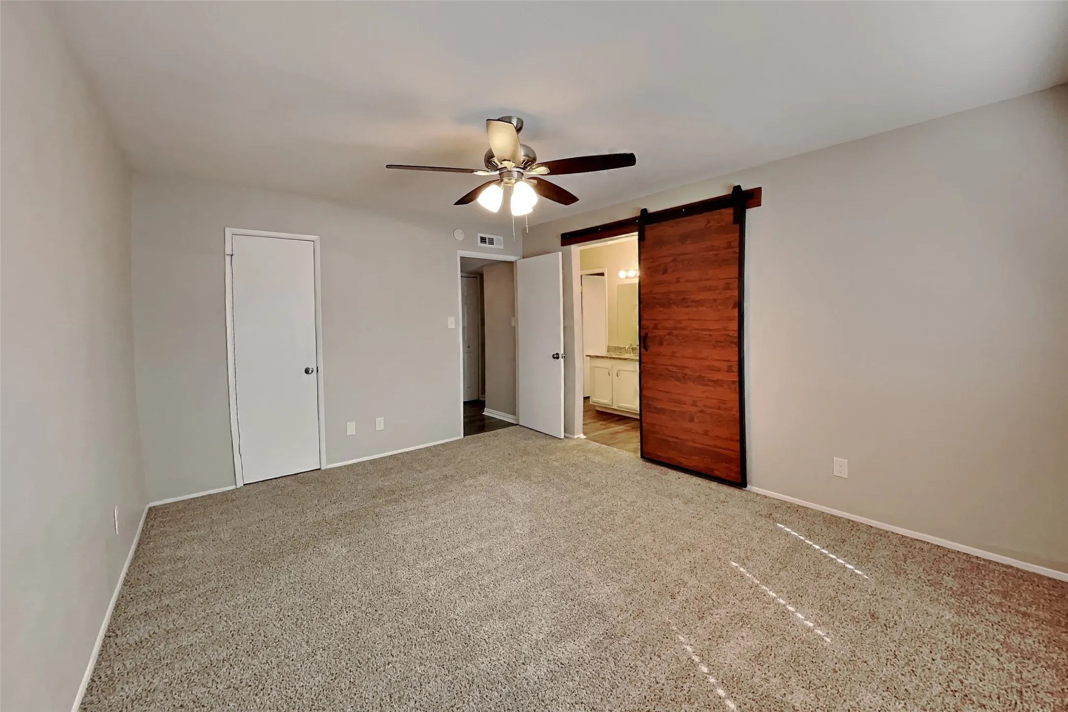 Single Family Residence For Rent in Kaufman County , 502 Redbud Drive, Forney, Texas 75126, 3 Bedroom, 2 Bathroom, 2 Garage spaces, 1,404 Sqft, built in 1983, mls#21368347, Real Estate Agent in Forney, Homes For Rent in Kaufman county, Homes For Rent in Forney, Realtor in Forney Texas, Real Estate Brokerage Independent Realty Texas, Luminita Cordes Realtor