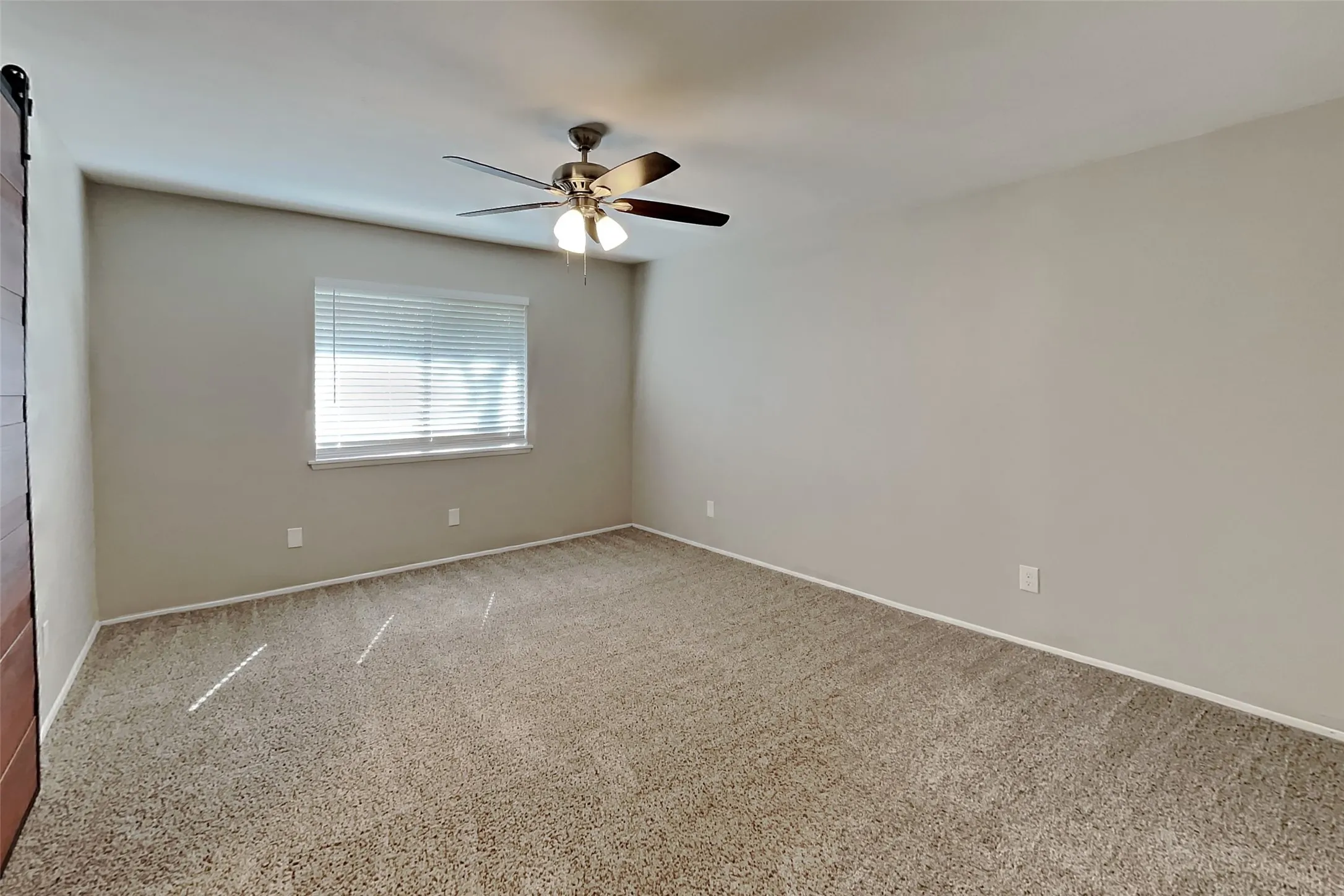Single Family Residence For Rent in Kaufman County , 502 Redbud Drive, Forney, Texas 75126, 3 Bedroom, 2 Bathroom, 2 Garage spaces, 1,404 Sqft, built in 1983, mls#21368347, Real Estate Agent in Forney, Homes For Rent in Kaufman county, Homes For Rent in Forney, Realtor in Forney Texas, Real Estate Brokerage Independent Realty Texas, Luminita Cordes Realtor