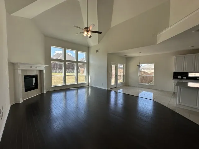 Single Family Residence For Sale in Kaufman County , 972 Gold Finch Lane, Forney, Texas 75126, 5 Bedroom, 4 Bathroom, 2 Garage spaces, 4,496 Sqft, built in 2022, mls#21368315, Real Estate Agent in Forney, Homes For Sale in Kaufman county, Homes For Sale in Forney, Realtor in Forney Texas, Real Estate Brokerage Independent Realty Texas, Luminita Cordes Realtor