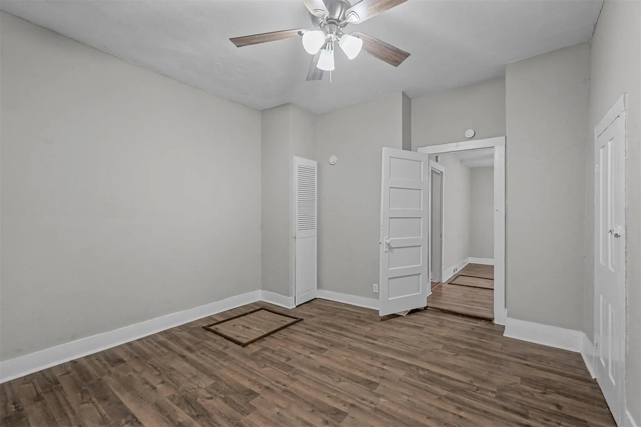 Duplex For Rent in Grayson County , 906 E Houston Street, Sherman, Texas 75092, 2 Bedroom, 1 Bathroom, 1 Garage spaces, 989 Sqft, built in 1998, mls#21368367, Real Estate Agent in Sherman, Homes For Rent in Grayson county, Homes For Rent in Sherman, Realtor in Sherman Texas, Real Estate Brokerage Independent Realty Texas, Luminita Cordes Realtor