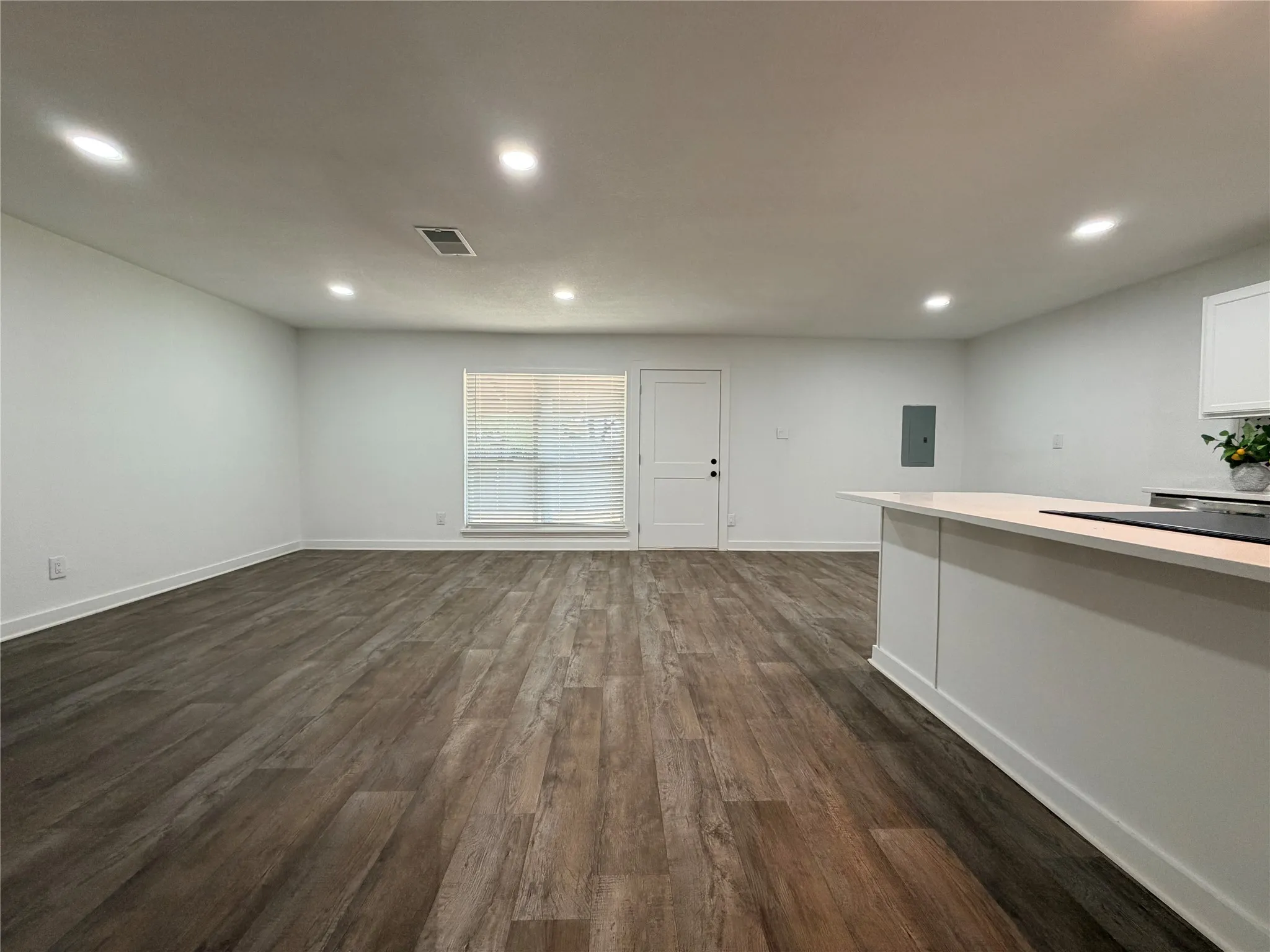 Single Family Residence For Sale in Collin County , 124 W Way Drive, Allen, Texas 75002, 3 Bedroom, 2 Bathroom, 2 Garage spaces, 1,430 Sqft, built in 1978, mls#21368370, Real Estate Agent in Allen, Homes For Sale in Collin county, Homes For Sale in Allen, Realtor in Allen Texas, Real Estate Brokerage Independent Realty Texas, Luminita Cordes Realtor