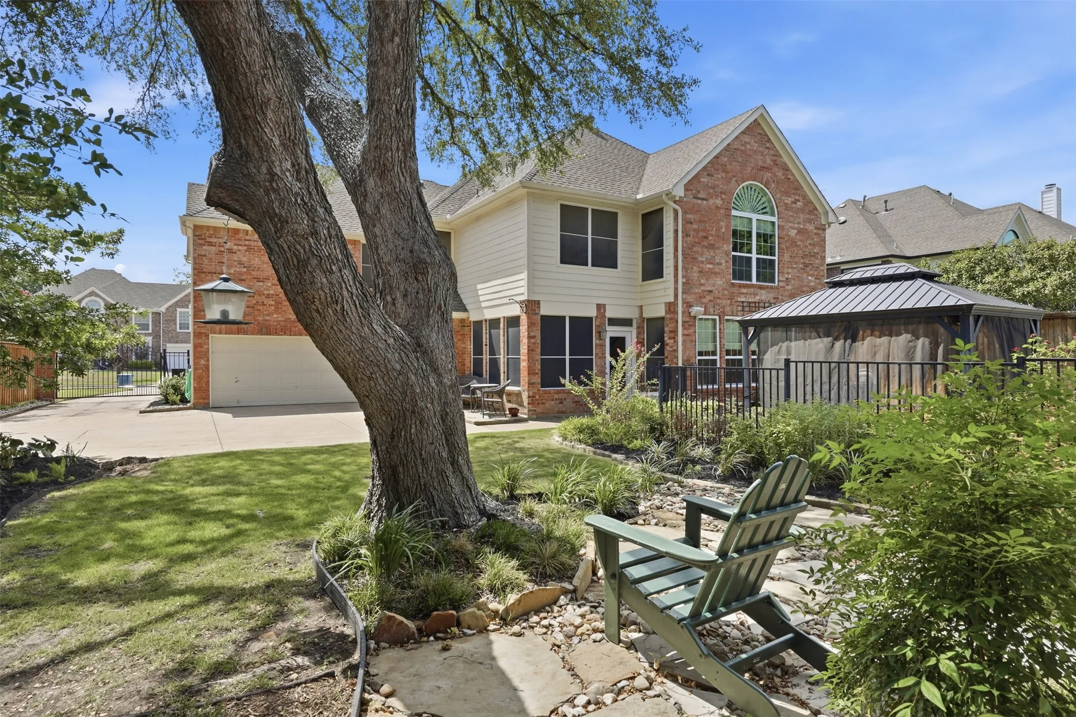 Single Family Residence For Rent in Tarrant County , 4113 Williams Court, Grapevine, Texas 76051, 4 Bedroom, 4 Bathroom, 2 Garage spaces, 3,590 Sqft, built in 1993, mls#21368286, Real Estate Agent in Grapevine, Homes For Rent in Tarrant county, Homes For Rent in Grapevine, Realtor in Grapevine Texas, Real Estate Brokerage Independent Realty Texas, Luminita Cordes Realtor