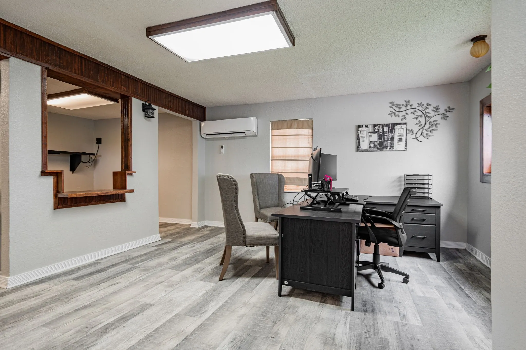 Office For Rent in Rockwall County , 4037 N Goliad Street 101, Rockwall, Texas 75087, 0, 0, Garage spaces, 0 Sqft, built in 1979, Price $1,995, mls#21368369, Real Estate Agent in Rockwall, Homes For Rent in Rockwall county, Homes For Rent in Rockwall, Realtor in Rockwall Texas, Real Estate Brokerage Independent Realty Texas, Luminita Cordes Realtor