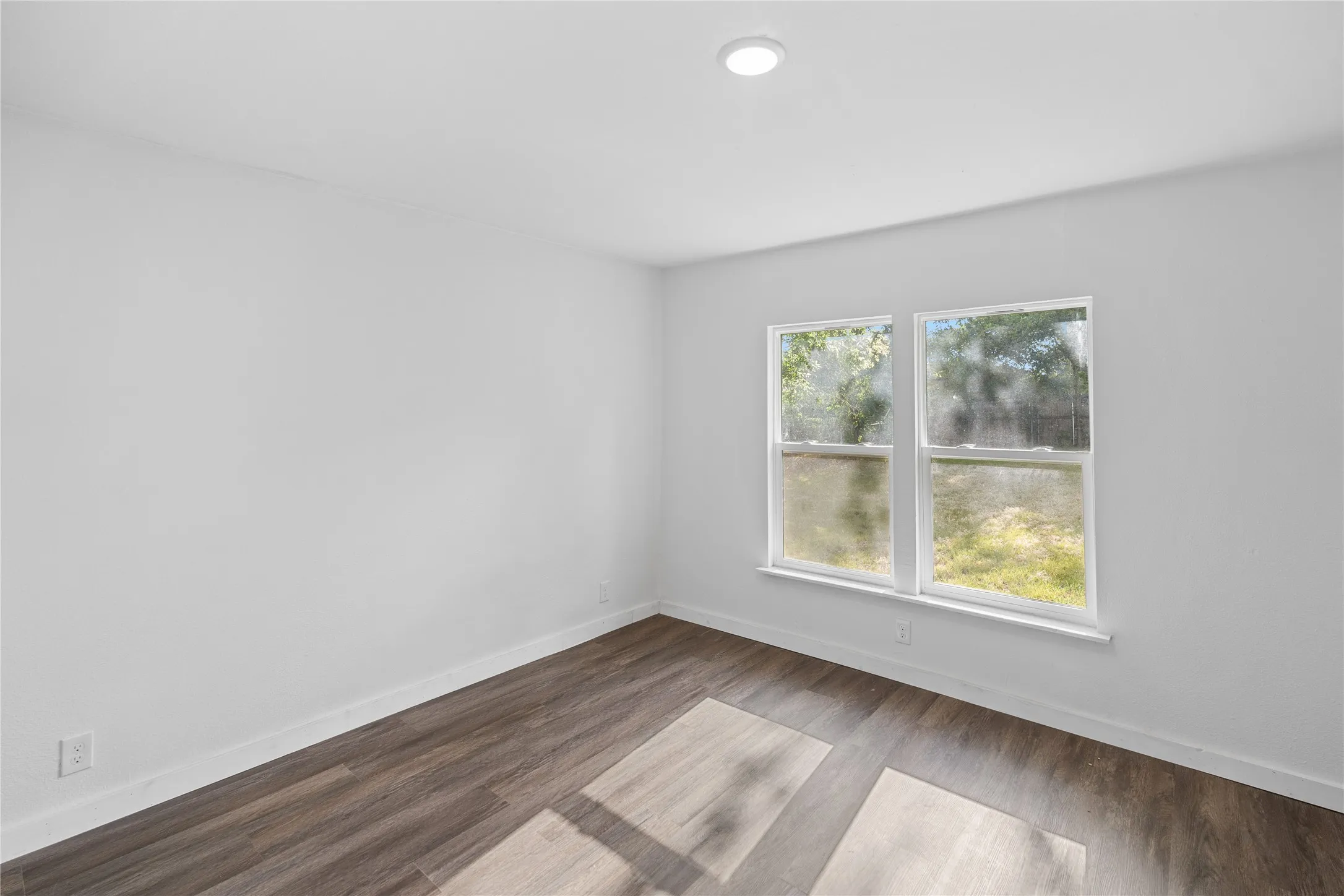 Single Family Residence For Sale in Hopkins County , 1613 Irwin Lane, Sulphur Springs, Texas 75482, 3 Bedroom, 2 Bathroom, Garage spaces, 1,514 Sqft, built in 1956, Price $235,000, mls#21368385, Real Estate Agent in Sulphur Springs, Homes For Sale in Hopkins county, Homes For Sale in Sulphur Springs, Realtor in Sulphur Springs Texas, Real Estate Brokerage Independent Realty Texas, Luminita Cordes Realtor