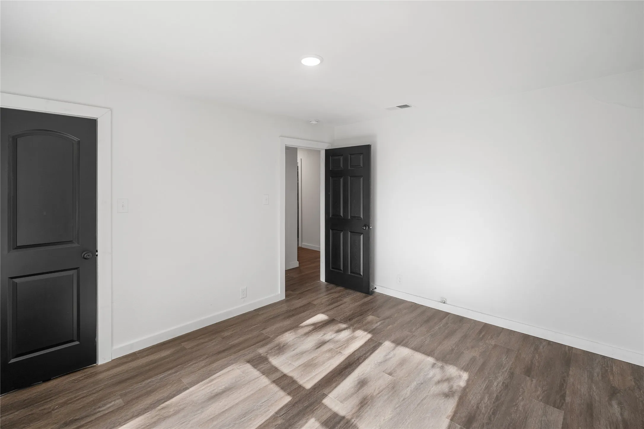 Single Family Residence For Sale in Hopkins County , 1613 Irwin Lane, Sulphur Springs, Texas 75482, 3 Bedroom, 2 Bathroom, Garage spaces, 1,514 Sqft, built in 1956, Price $235,000, mls#21368385, Real Estate Agent in Sulphur Springs, Homes For Sale in Hopkins county, Homes For Sale in Sulphur Springs, Realtor in Sulphur Springs Texas, Real Estate Brokerage Independent Realty Texas, Luminita Cordes Realtor