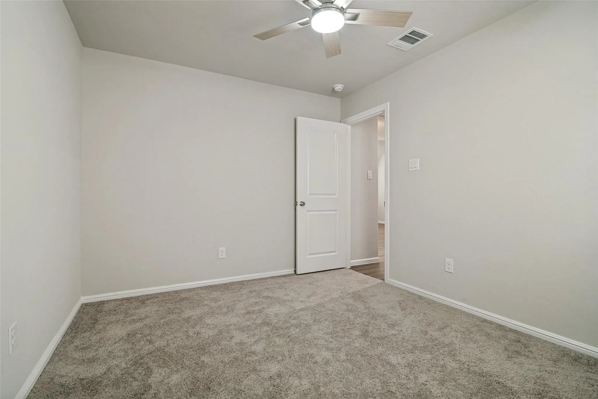 Single Family Residence For Rent in Dallas County , 1801 Hazer Lane, Mesquite, Texas 75149, 3 Bedroom, 3 Bathroom, 2 Garage spaces, 1,699 Sqft, built in 2025, mls#21368264, Real Estate Agent in Mesquite, Homes For Rent in Dallas county, Homes For Rent in Mesquite, Realtor in Mesquite Texas, Real Estate Brokerage Independent Realty Texas, Luminita Cordes Realtor