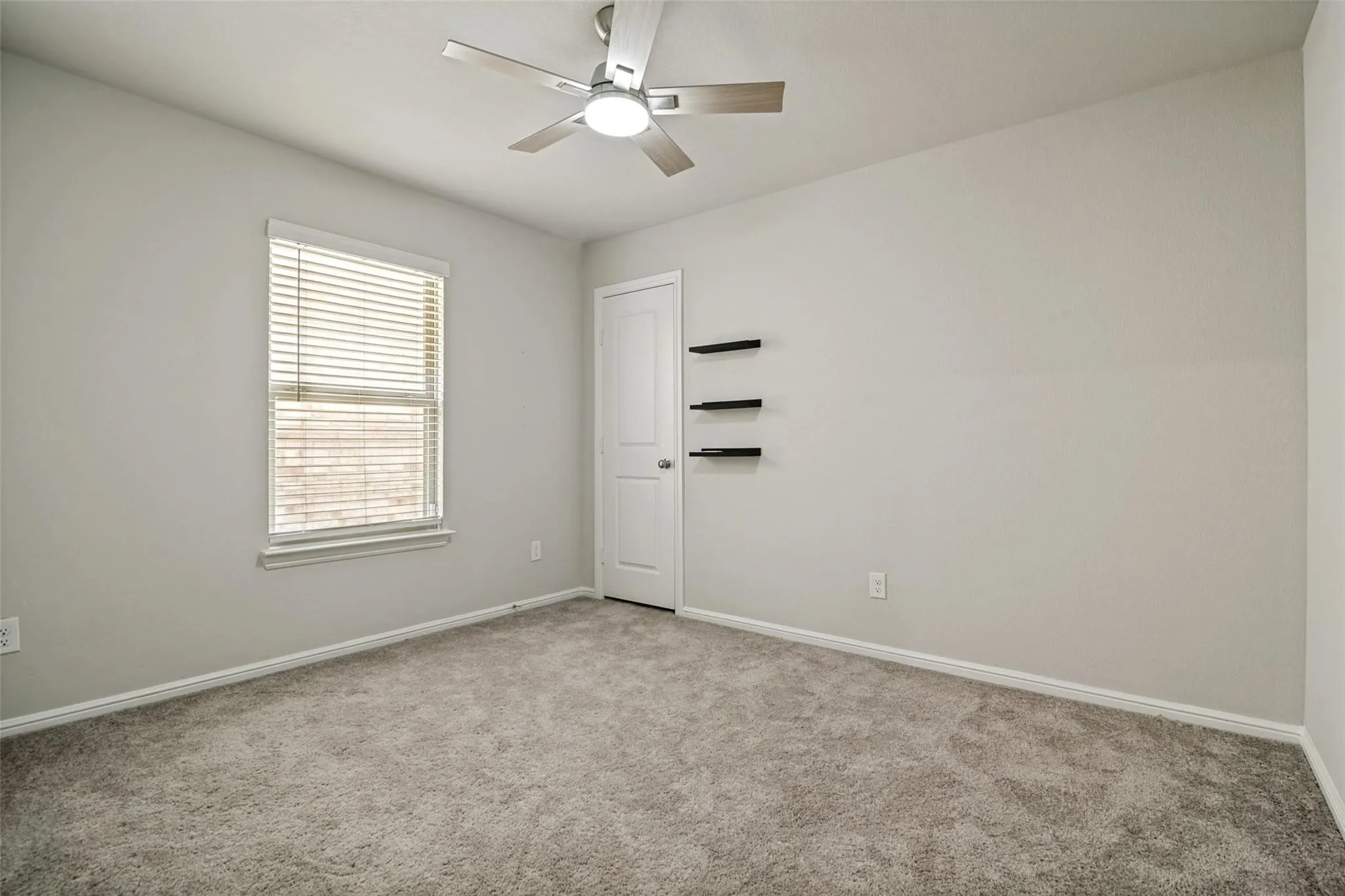 Single Family Residence For Rent in Dallas County , 1801 Hazer Lane, Mesquite, Texas 75149, 3 Bedroom, 3 Bathroom, 2 Garage spaces, 1,699 Sqft, built in 2025, mls#21368264, Real Estate Agent in Mesquite, Homes For Rent in Dallas county, Homes For Rent in Mesquite, Realtor in Mesquite Texas, Real Estate Brokerage Independent Realty Texas, Luminita Cordes Realtor