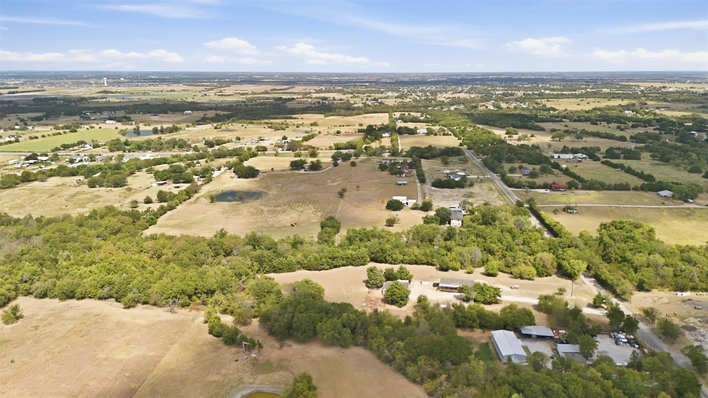 Mobile Home For Sale in Collin County , 11620 County Road 586, Royse City, Texas 75189, 4 Bedroom, 2 Bathroom, 2 Garage spaces, 1,800 Sqft, built in 2019, mls#21363069, Real Estate Agent in Royse City, Homes For Sale in Collin county, Homes For Sale in Royse City, Realtor in Royse City Texas, Real Estate Brokerage Independent Realty Texas, Luminita Cordes Realtor