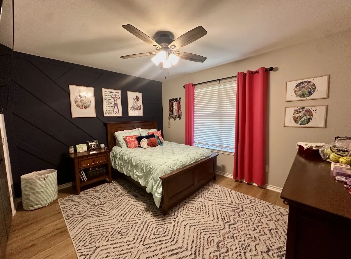 Single Family Residence For Sale in Henderson County , 3 Jupiter Road, Star Harbor, Texas 75148, 3 Bedroom, 2 Bathroom, 3 Garage spaces, 1,962 Sqft, built in 2008, Price $399,000, mls#21368350, Real Estate Agent in Star Harbor, Homes For Sale in Henderson county, Homes For Sale in Star Harbor, Realtor in Star Harbor Texas, Real Estate Brokerage Independent Realty Texas, Luminita Cordes Realtor