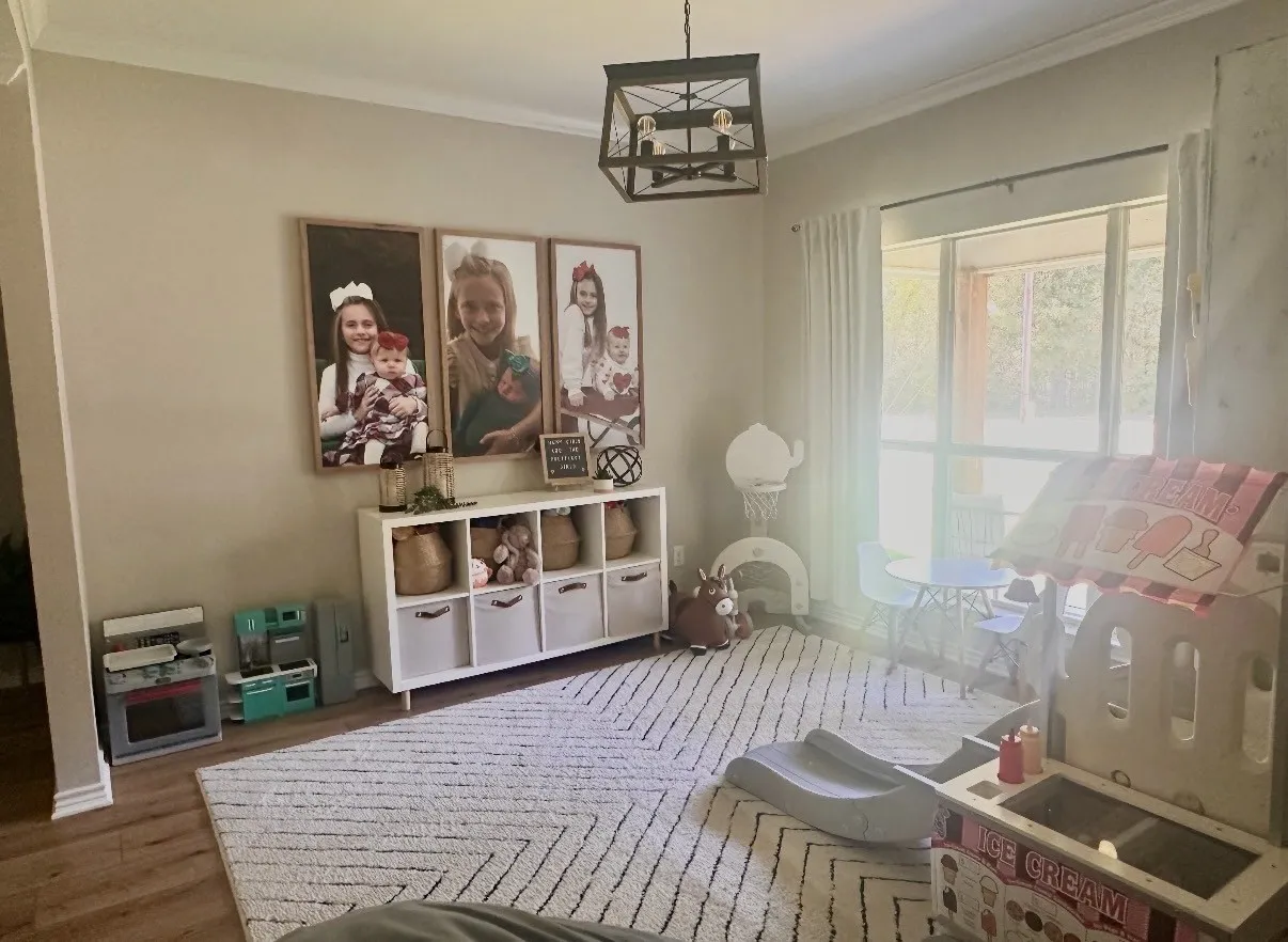 Single Family Residence For Sale in Henderson County , 3 Jupiter Road, Star Harbor, Texas 75148, 3 Bedroom, 2 Bathroom, 3 Garage spaces, 1,962 Sqft, built in 2008, Price $399,000, mls#21368350, Real Estate Agent in Star Harbor, Homes For Sale in Henderson county, Homes For Sale in Star Harbor, Realtor in Star Harbor Texas, Real Estate Brokerage Independent Realty Texas, Luminita Cordes Realtor