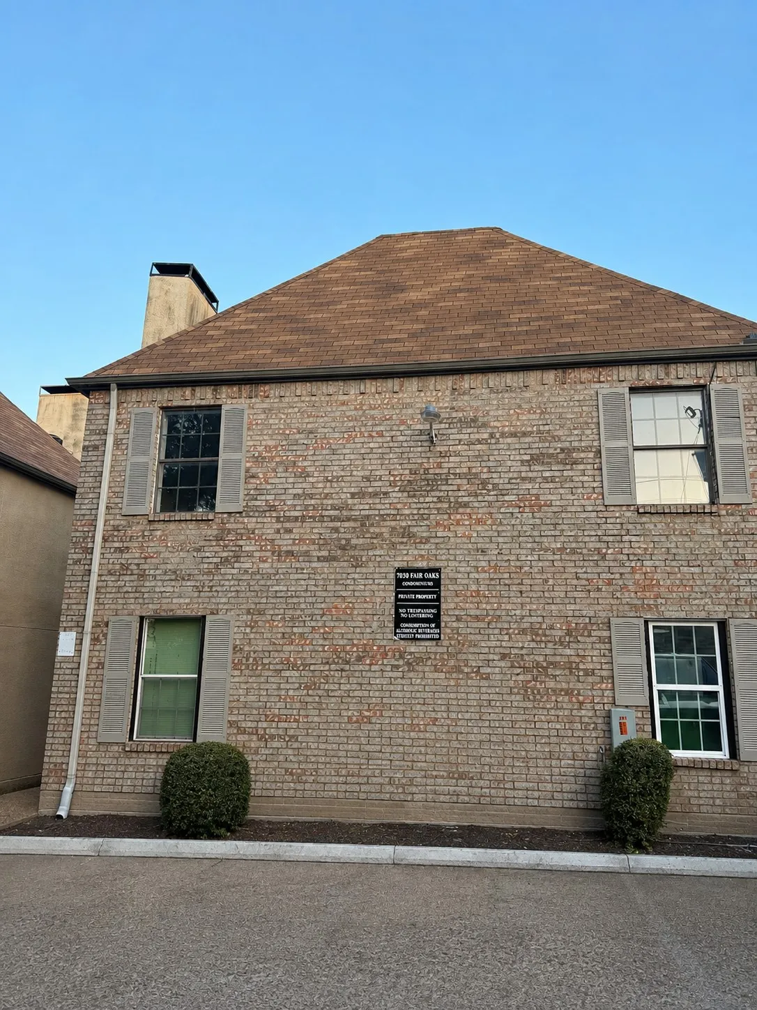 Condominium For Sale in Dallas County , 7030 Fair Oaks Avenue 103, Dallas, Texas 75231, 2 Bedroom, 3 Bathroom, 2 Garage spaces, 982 Sqft, built in 1980, Price $80,000, mls#21368058, Real Estate Agent in Dallas, Homes For Sale in Dallas county, Homes For Sale in Dallas, Realtor in Dallas Texas, Real Estate Brokerage Independent Realty Texas, Luminita Cordes Realtor