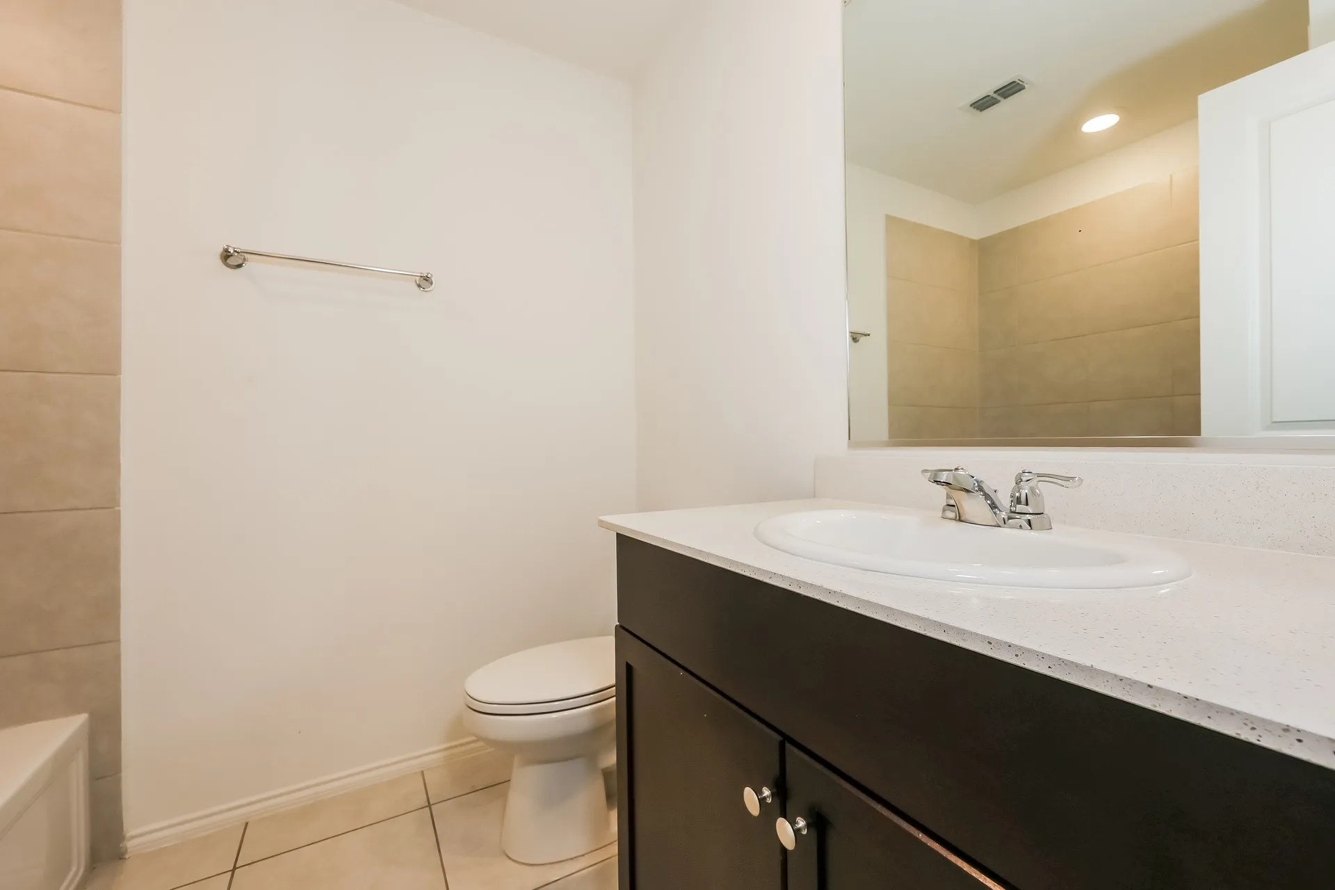 Single Family Residence For Rent in Denton County , 14837 Firerock Road, Fort Worth, Texas 76052, 3 Bedroom, 2 Bathroom, 2 Garage spaces, 1,996 Sqft, built in 2022, mls#21368415, Real Estate Agent in Fort Worth, Homes For Rent in Denton county, Homes For Rent in Fort Worth, Realtor in Fort Worth Texas, Real Estate Brokerage Independent Realty Texas, Luminita Cordes Realtor