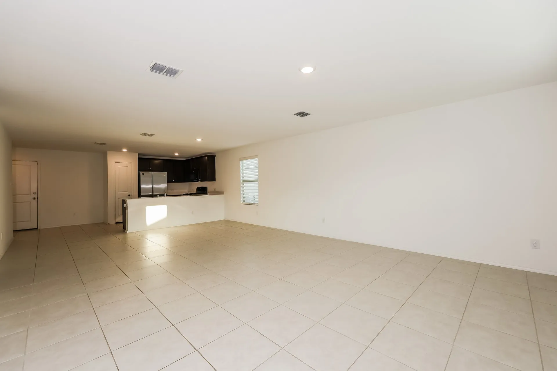 Single Family Residence For Rent in Denton County , 14837 Firerock Road, Fort Worth, Texas 76052, 3 Bedroom, 2 Bathroom, 2 Garage spaces, 1,996 Sqft, built in 2022, mls#21368415, Real Estate Agent in Fort Worth, Homes For Rent in Denton county, Homes For Rent in Fort Worth, Realtor in Fort Worth Texas, Real Estate Brokerage Independent Realty Texas, Luminita Cordes Realtor