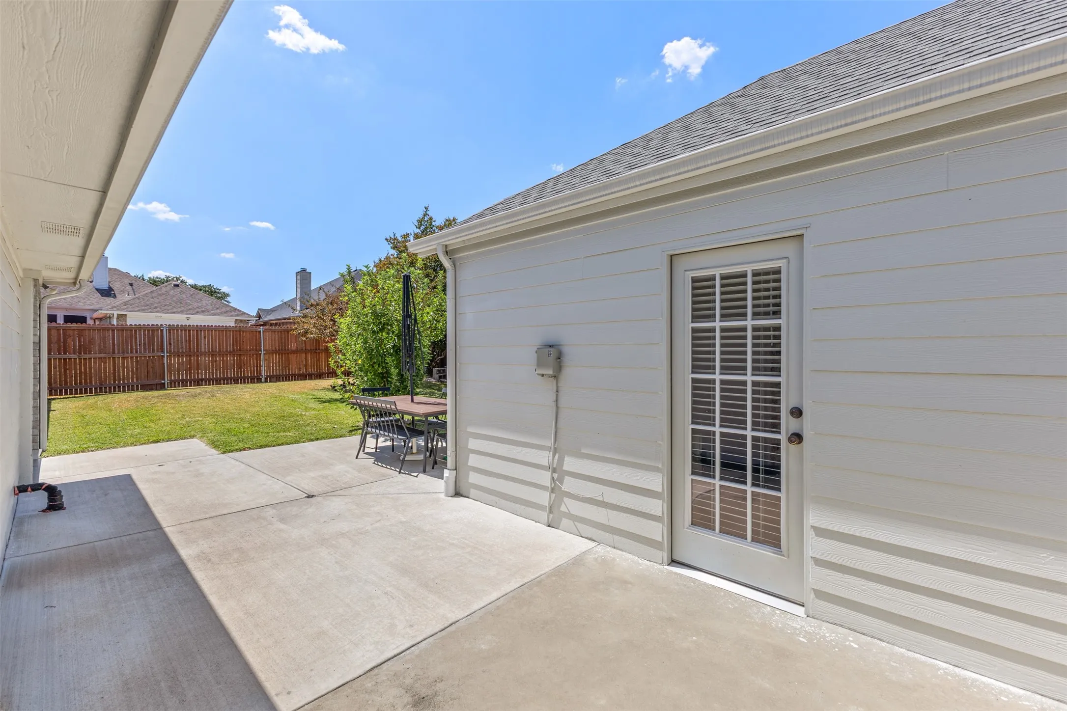 Single Family Residence For Sale in Dallas County , 1938 Woodglen Drive, Mesquite, Texas 75149, 4 Bedroom, 2 Bathroom, 2 Garage spaces, 1,939 Sqft, built in 1997, mls#21362427, Real Estate Agent in Mesquite, Homes For Sale in Dallas county, Homes For Sale in Mesquite, Realtor in Mesquite Texas, Real Estate Brokerage Independent Realty Texas, Luminita Cordes Realtor