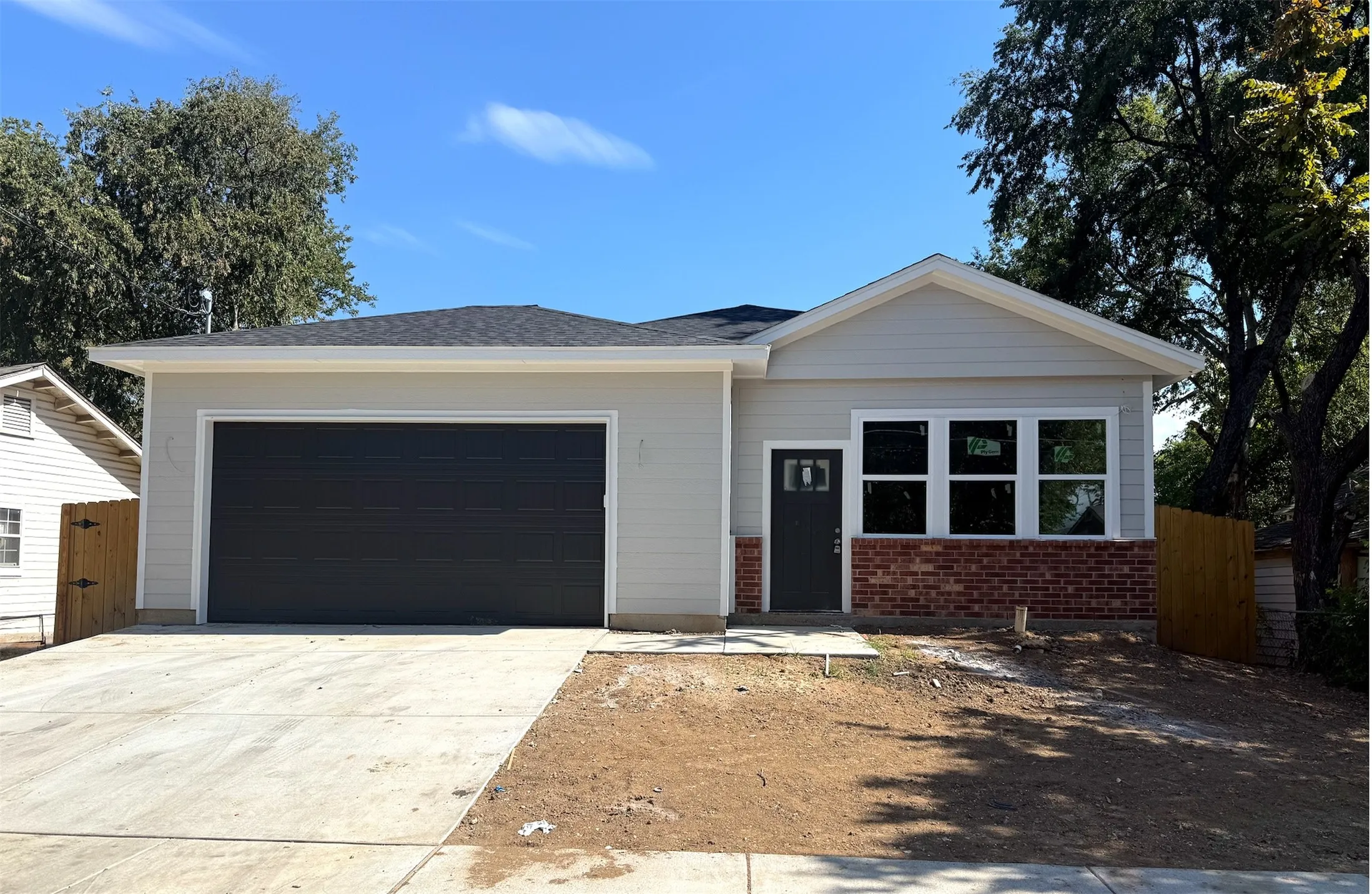 Single Family Residence For Sale in Dallas County , 2714 Springdale Street, Dallas, Texas 75210, 4 Bedroom, 2 Bathroom, 2 Garage spaces, 1,776 Sqft, built in 2026, mls#21368397, Real Estate Agent in Dallas, Homes For Sale in Dallas county, Homes For Sale in Dallas, Realtor in Dallas Texas, Real Estate Brokerage Independent Realty Texas, Luminita Cordes Realtor
