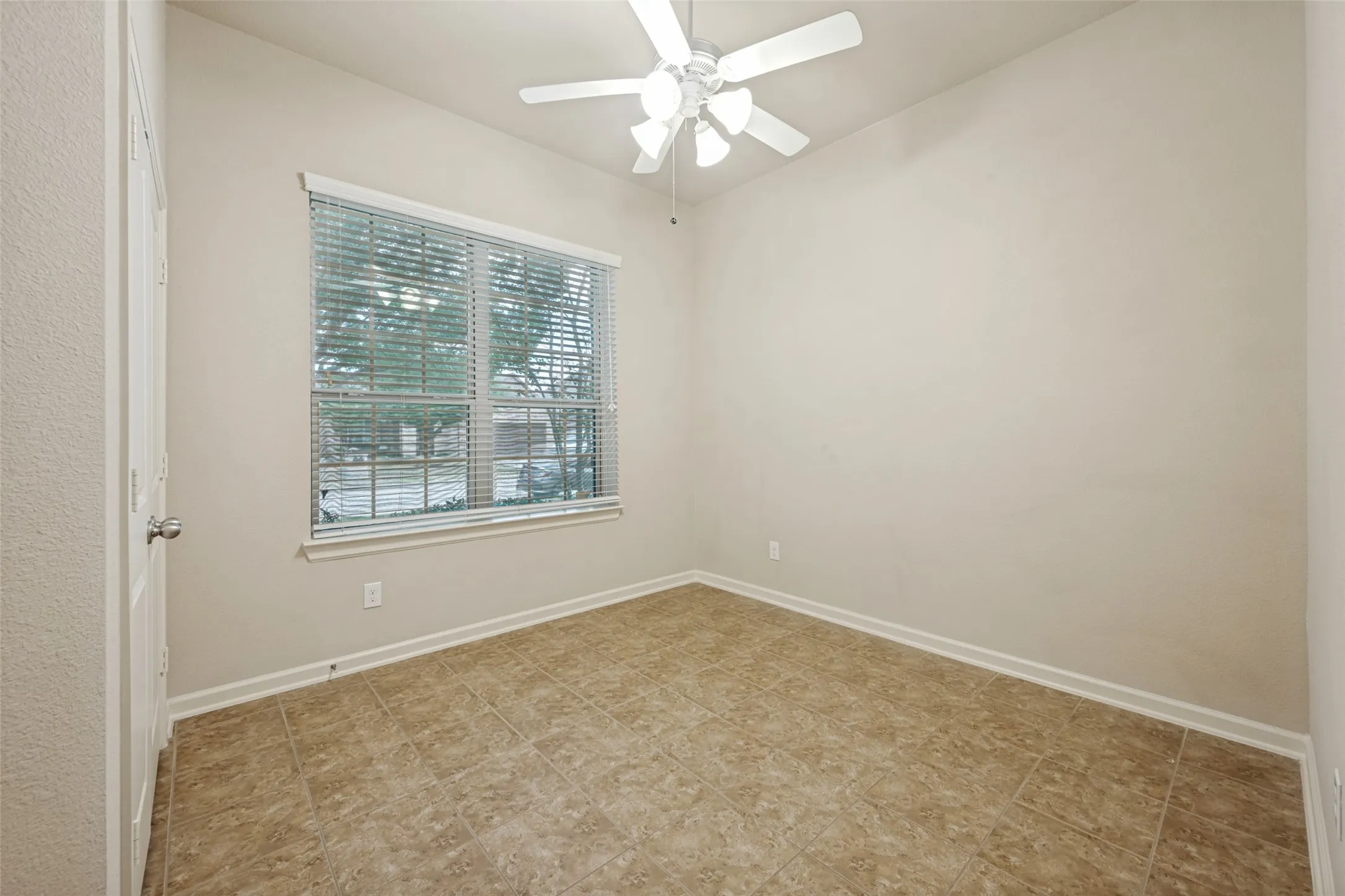 Bedroom downstairs integrated lighting