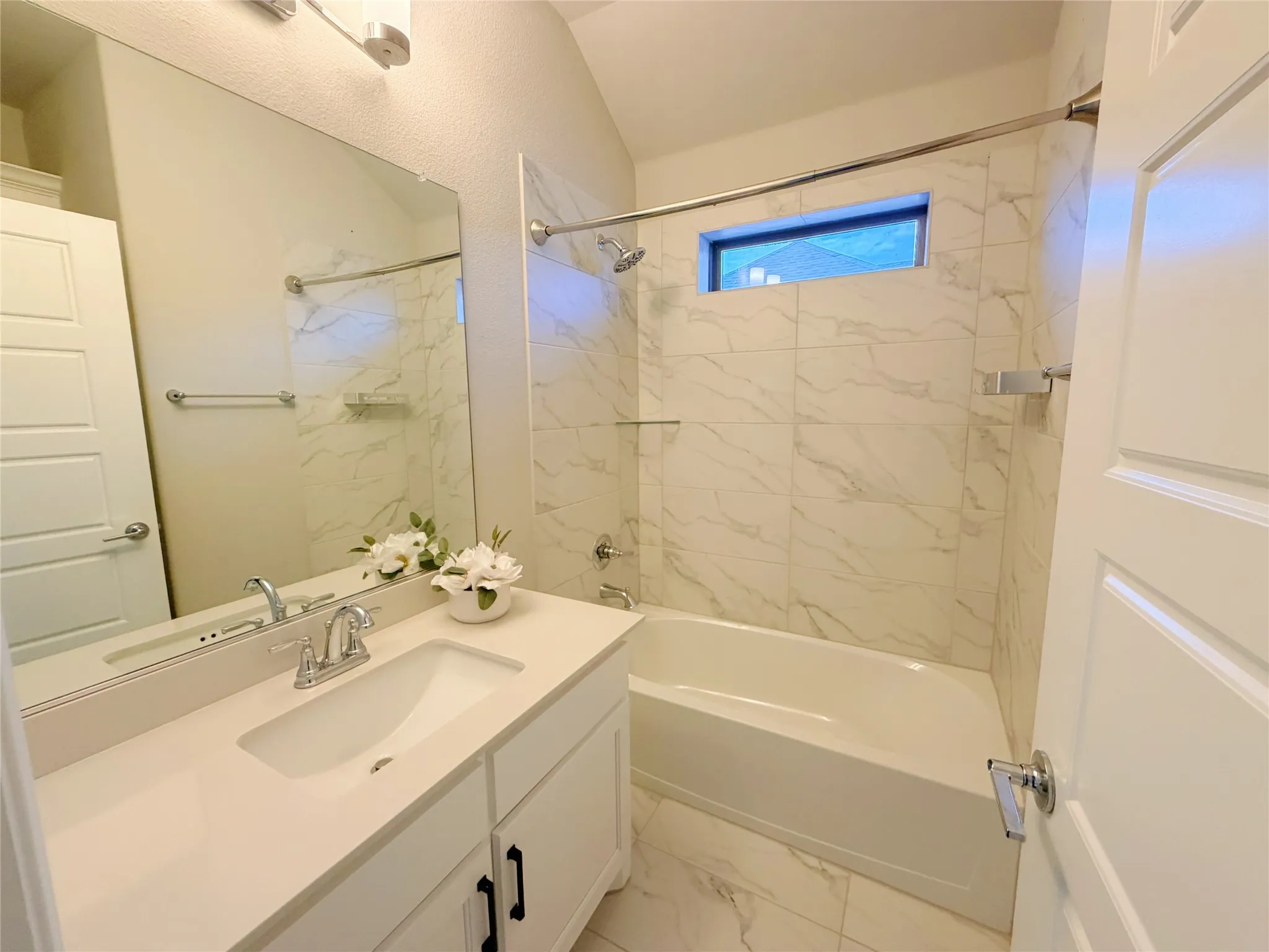 Single Family Residence For Rent in Collin County , 847 Calusa Drive, Allen, Texas 75013, 5 Bedroom, 4 Bathroom, 2 Garage spaces, 3,650 Sqft, built in 2021, mls#21368412, Real Estate Agent in Allen, Homes For Rent in Collin county, Homes For Rent in Allen, Realtor in Allen Texas, Real Estate Brokerage Independent Realty Texas, Luminita Cordes Realtor