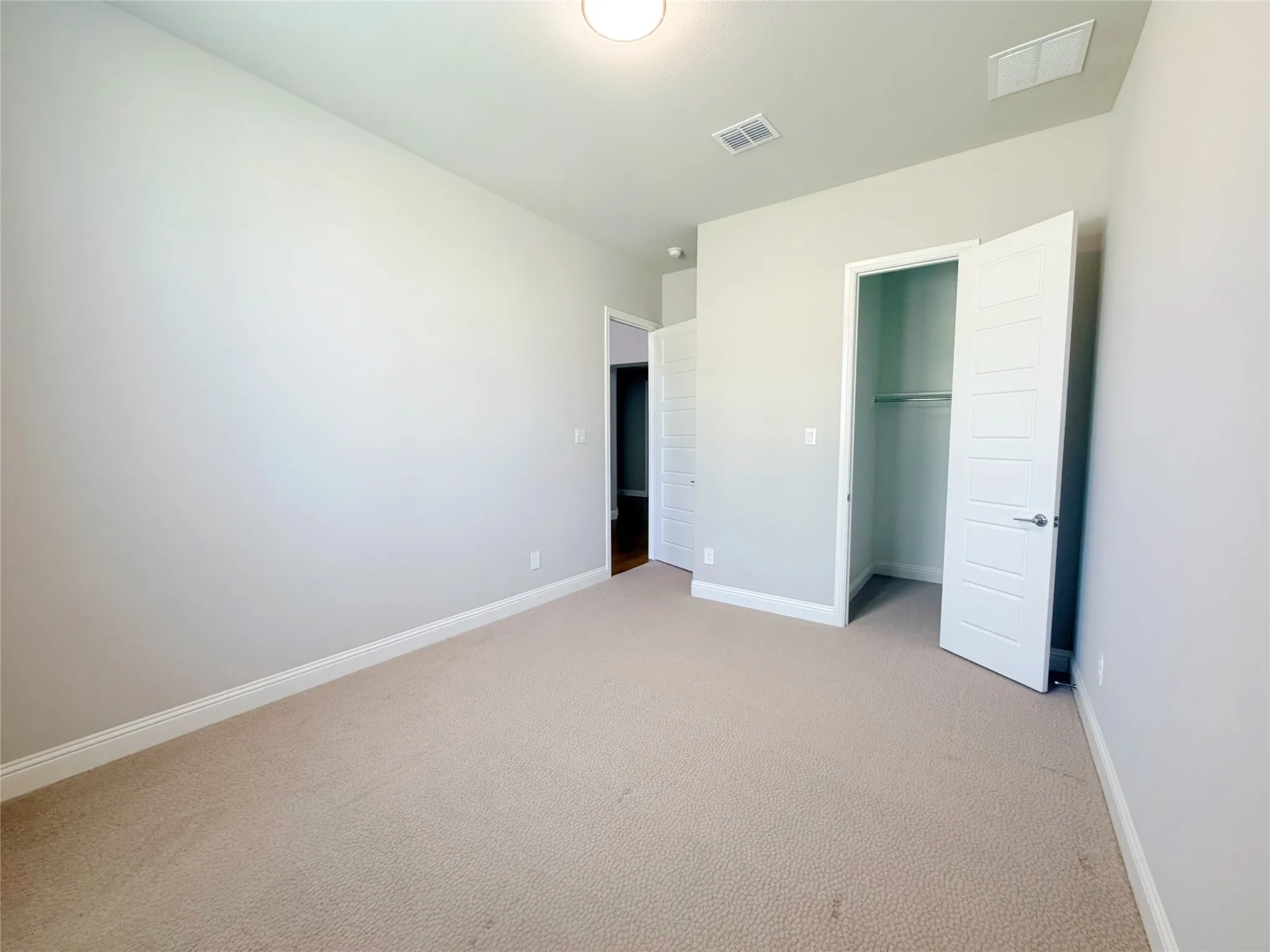 Single Family Residence For Rent in Collin County , 847 Calusa Drive, Allen, Texas 75013, 5 Bedroom, 4 Bathroom, 2 Garage spaces, 3,650 Sqft, built in 2021, mls#21368412, Real Estate Agent in Allen, Homes For Rent in Collin county, Homes For Rent in Allen, Realtor in Allen Texas, Real Estate Brokerage Independent Realty Texas, Luminita Cordes Realtor