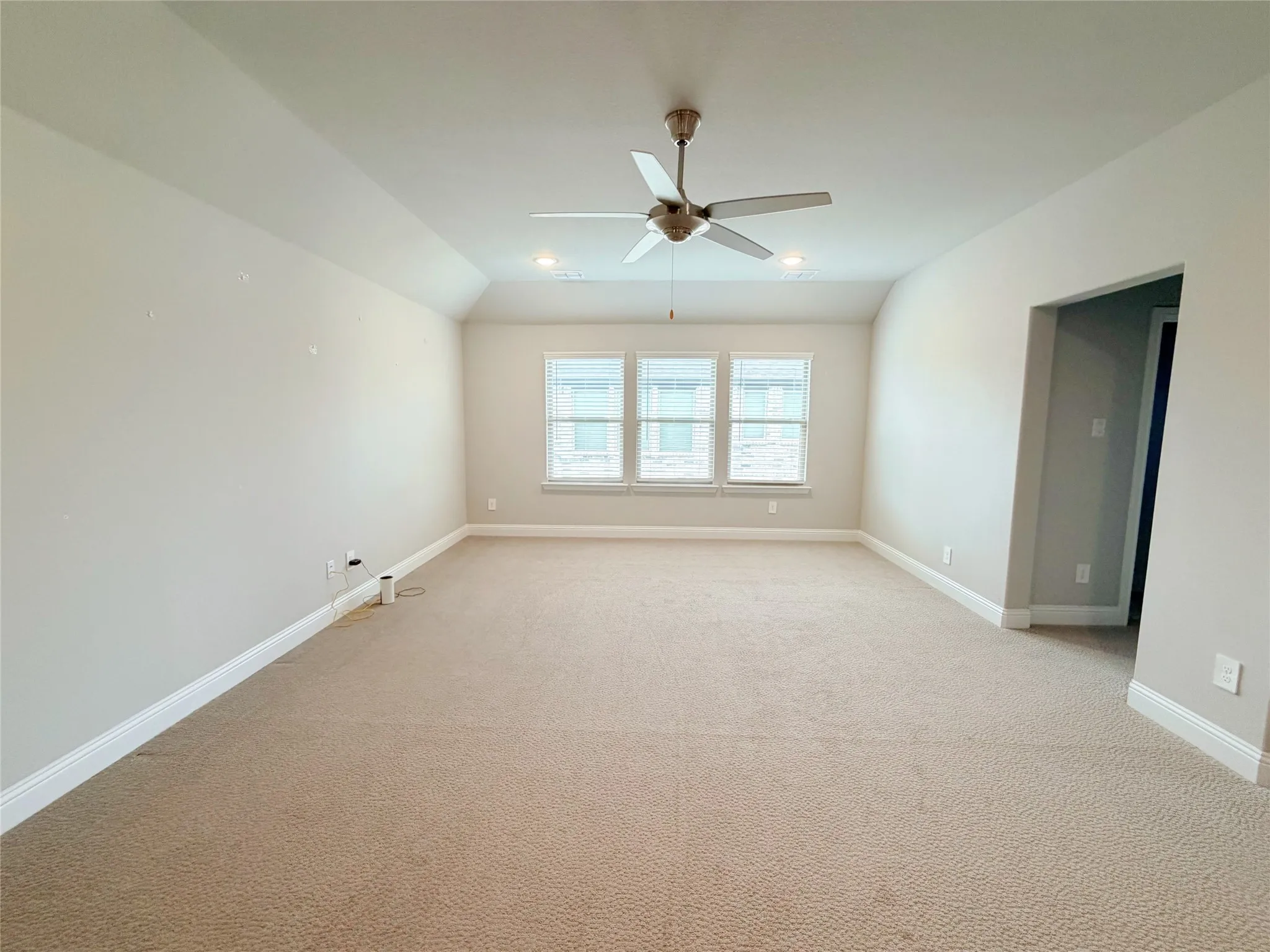Single Family Residence For Rent in Collin County , 847 Calusa Drive, Allen, Texas 75013, 5 Bedroom, 4 Bathroom, 2 Garage spaces, 3,650 Sqft, built in 2021, mls#21368412, Real Estate Agent in Allen, Homes For Rent in Collin county, Homes For Rent in Allen, Realtor in Allen Texas, Real Estate Brokerage Independent Realty Texas, Luminita Cordes Realtor