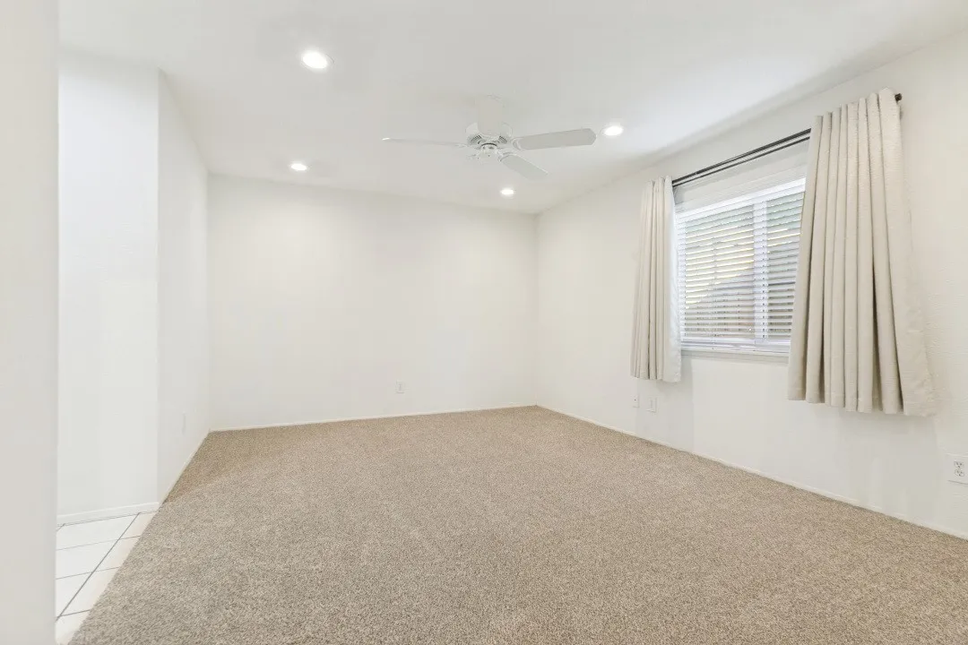Single Family Residence For Sale in Dallas County , 2906 Western Drive, Garland, Texas 75042, 3 Bedroom, 1 Bathroom, 2 Garage spaces, 1,386 Sqft, built in 1990, mls#21368435, Real Estate Agent in Garland, Homes For Sale in Dallas county, Homes For Sale in Garland, Realtor in Garland Texas, Real Estate Brokerage Independent Realty Texas, Luminita Cordes Realtor