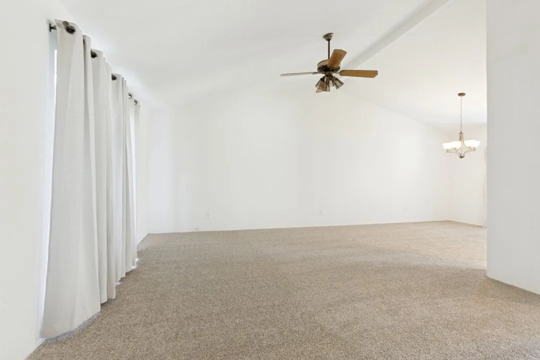 Single Family Residence For Sale in Dallas County , 2906 Western Drive, Garland, Texas 75042, 3 Bedroom, 1 Bathroom, 2 Garage spaces, 1,386 Sqft, built in 1990, mls#21368435, Real Estate Agent in Garland, Homes For Sale in Dallas county, Homes For Sale in Garland, Realtor in Garland Texas, Real Estate Brokerage Independent Realty Texas, Luminita Cordes Realtor