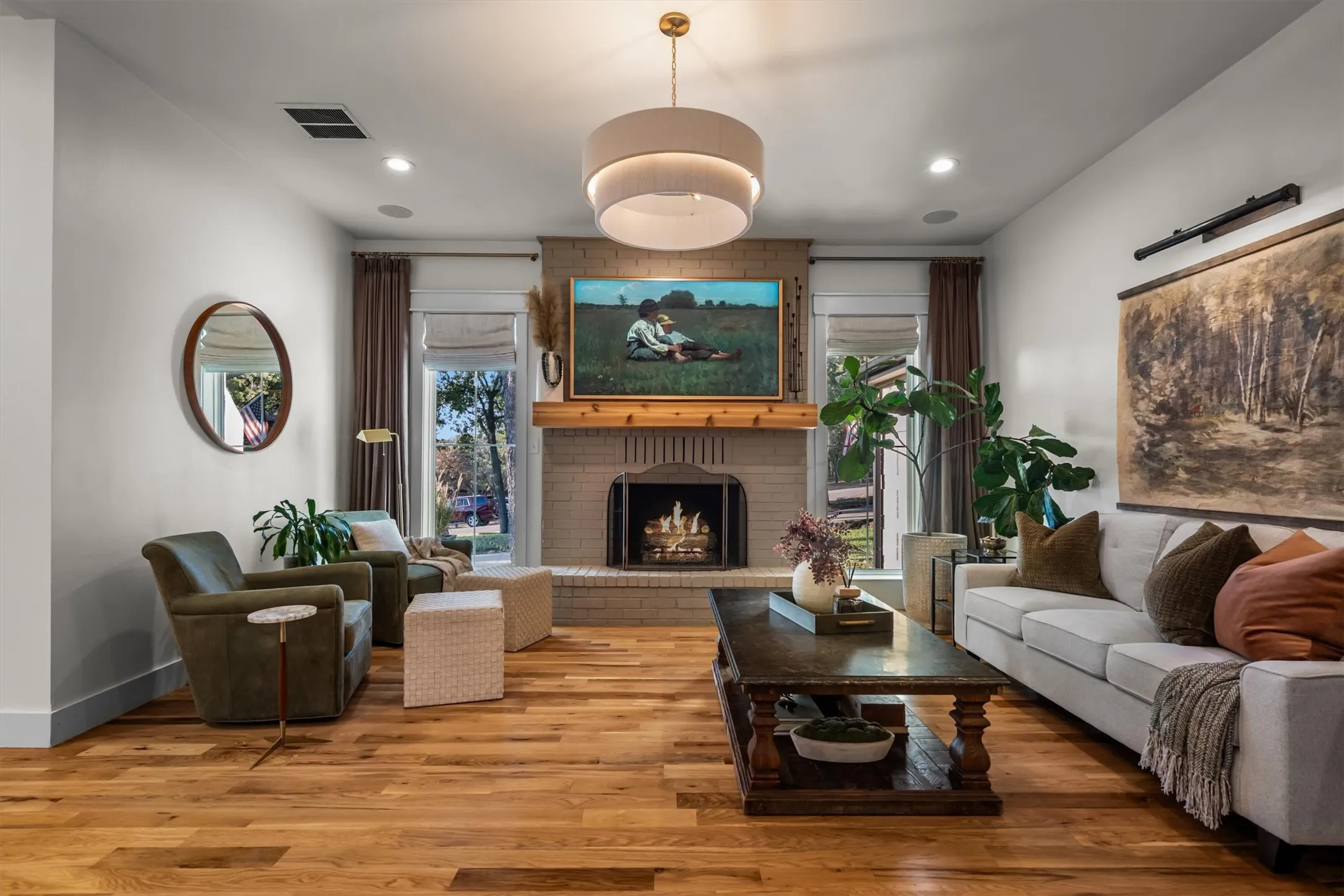 Single Family Residence For Sale in Denton County , 6509 Hillcrest Road, Flower Mound, Texas 75022, 3 Bedroom, 4 Bathroom, 2 Garage spaces, 2,635 Sqft, built in 1984, mls#21367606, Real Estate Agent in Flower Mound, Homes For Sale in Denton county, Homes For Sale in Flower Mound, Realtor in Flower Mound Texas, Real Estate Brokerage Independent Realty Texas, Luminita Cordes Realtor
