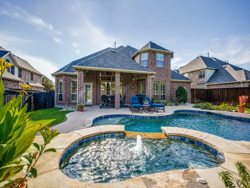 Single Family Residence For Sale in Denton County , 2415 Strathfield Lane, Trophy Club, Texas 76262, 5 Bedroom, 4 Bathroom, 3 Garage spaces, 3,351 Sqft, built in 2010, mls#21367481, Real Estate Agent in Trophy Club, Homes For Sale in Denton county, Homes For Sale in Trophy Club, Realtor in Trophy Club Texas, Real Estate Brokerage Independent Realty Texas, Luminita Cordes Realtor