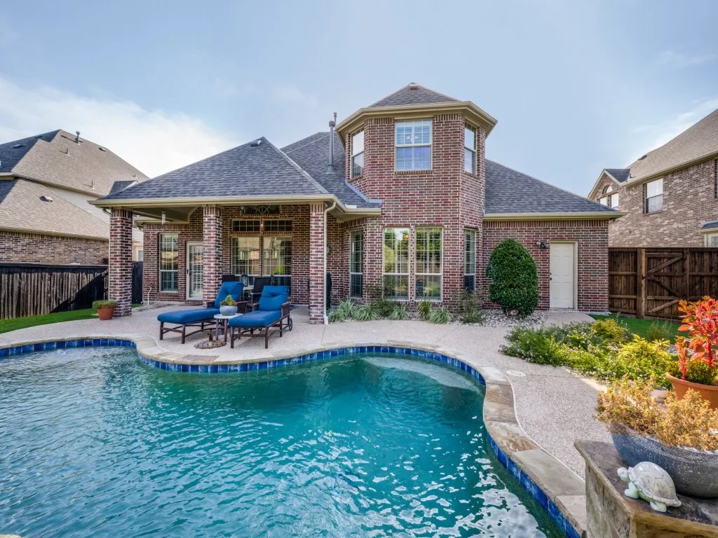 Single Family Residence For Sale in Denton County , 2415 Strathfield Lane, Trophy Club, Texas 76262, 5 Bedroom, 4 Bathroom, 3 Garage spaces, 3,351 Sqft, built in 2010, mls#21367481, Real Estate Agent in Trophy Club, Homes For Sale in Denton county, Homes For Sale in Trophy Club, Realtor in Trophy Club Texas, Real Estate Brokerage Independent Realty Texas, Luminita Cordes Realtor